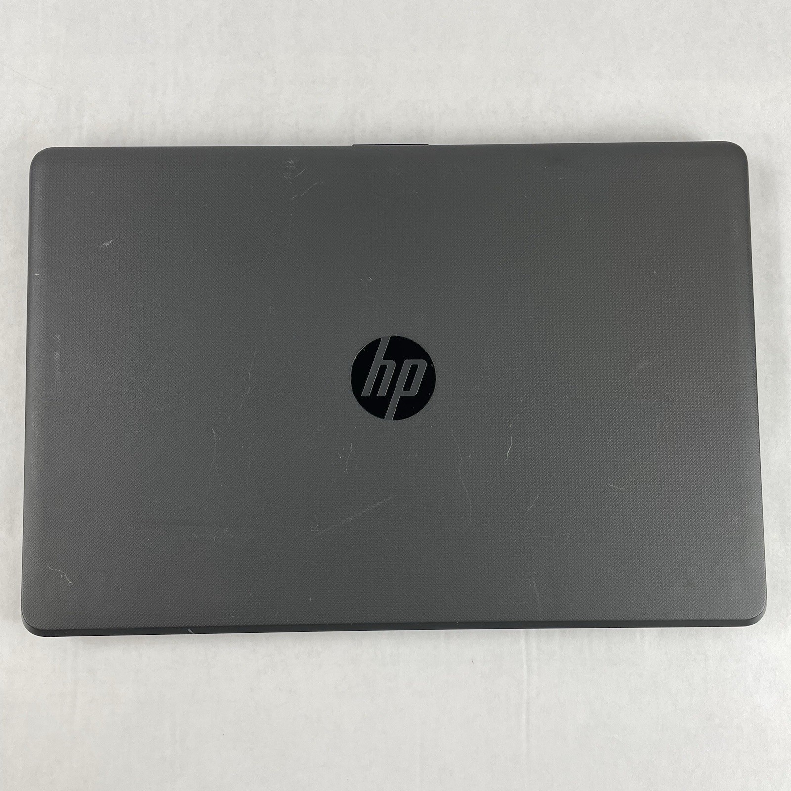 HP 250 G6 15.6″ i5-7200U 2.50 GHz 8 GB RAM No SSD No OS – Bad Keys READ
