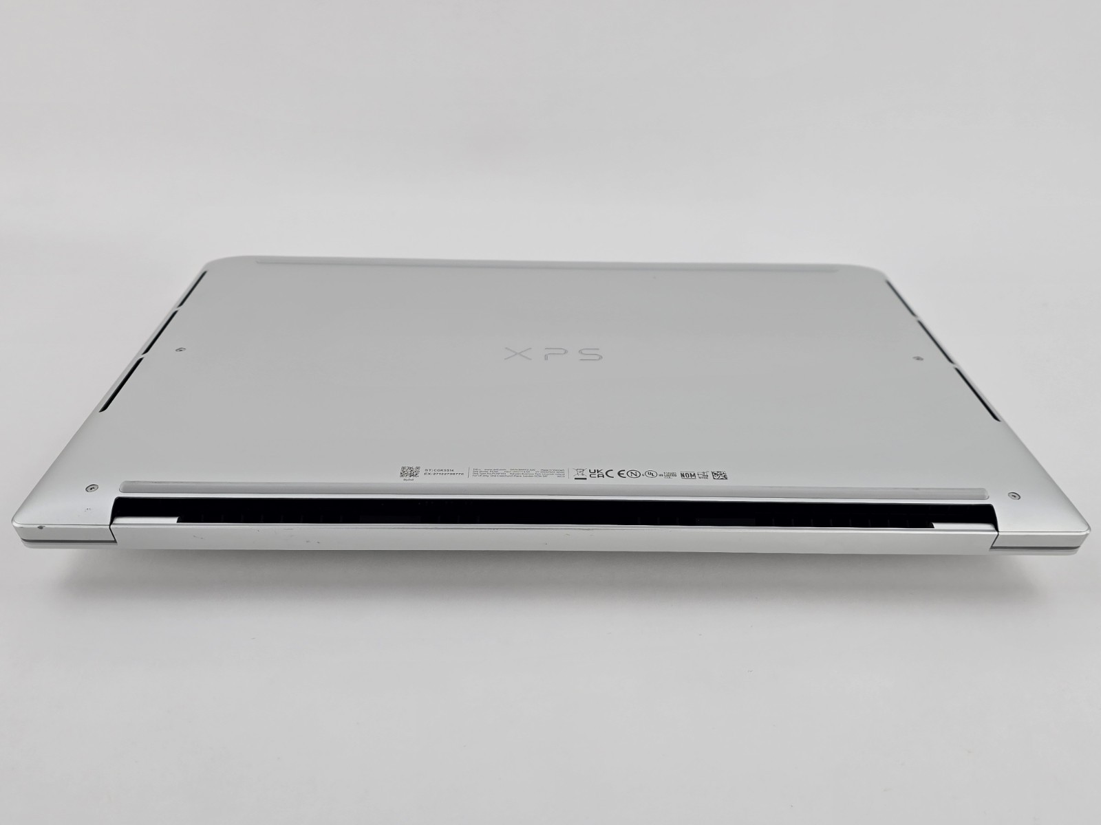 Dell XPS 16 9640 4K OLED TOUCH 2.5 GHz Ultra 9 185H 32GB 1TB SSD RTX 4060 – Good