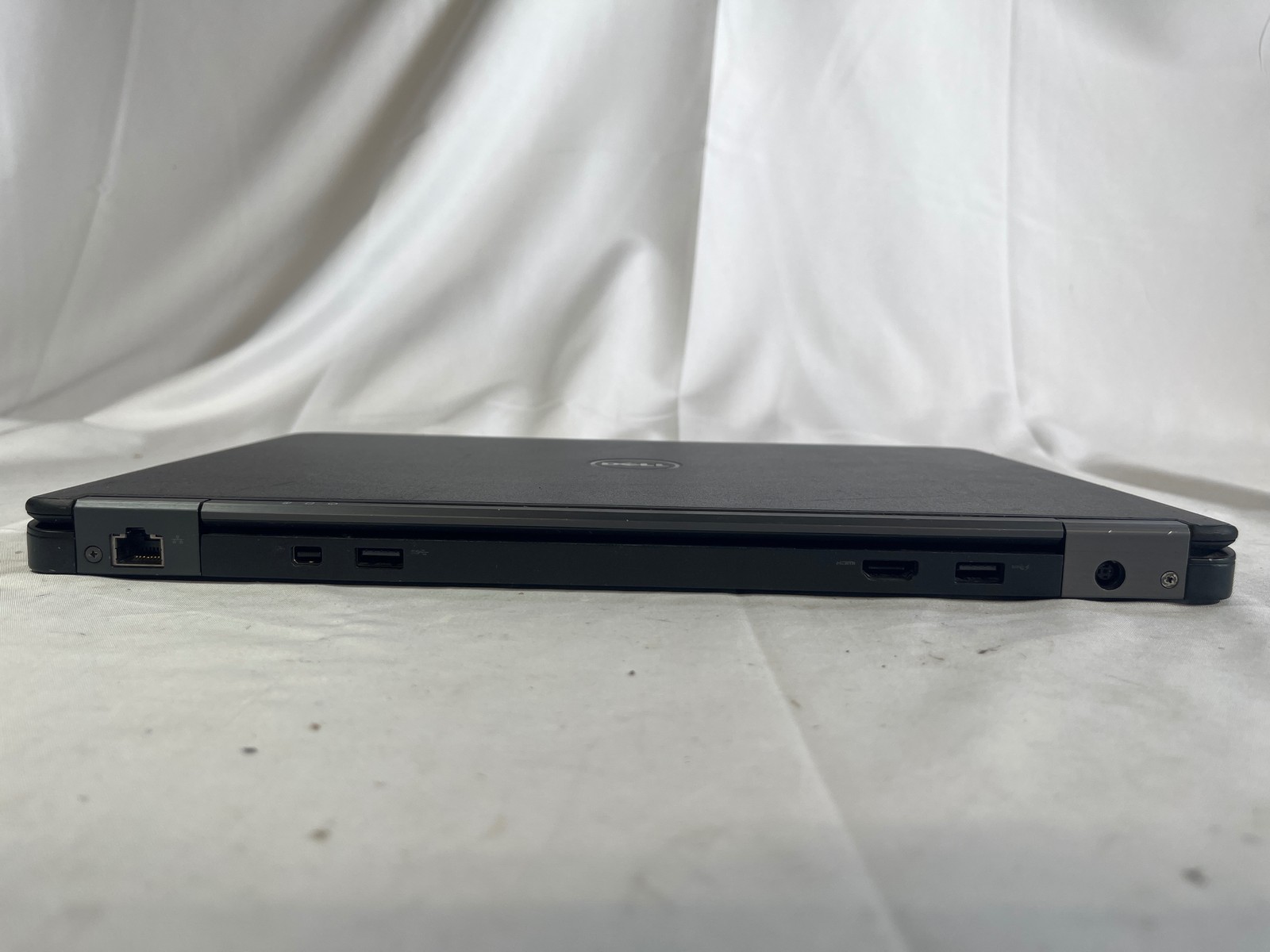 Dell Latitude E7450 Intel Core i5-5300U 8 GB 256 GB 14″