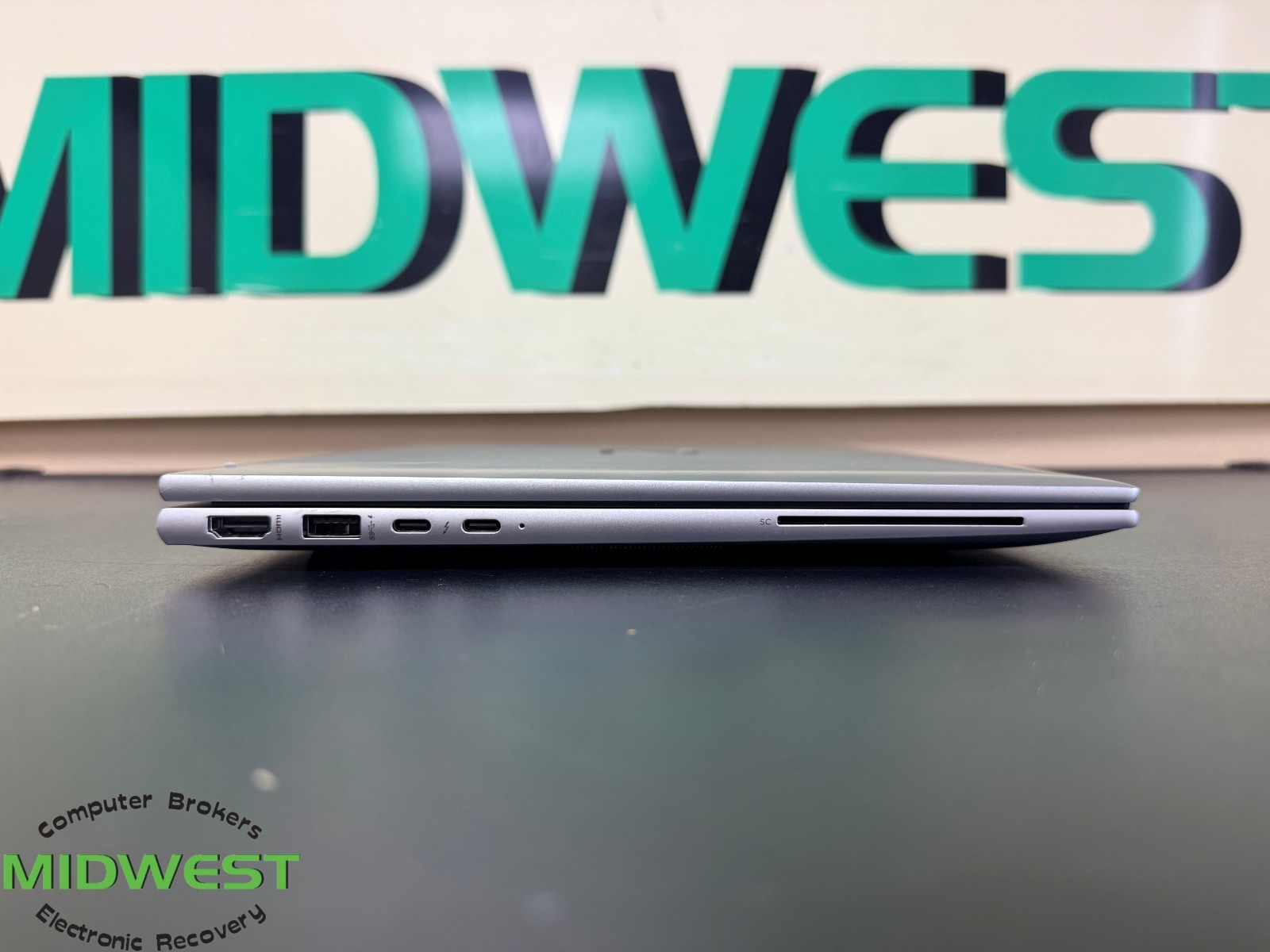 HP ZBook Firefly 14 G9 i7-1270P 2.2GHz 16GB 512GB SSD