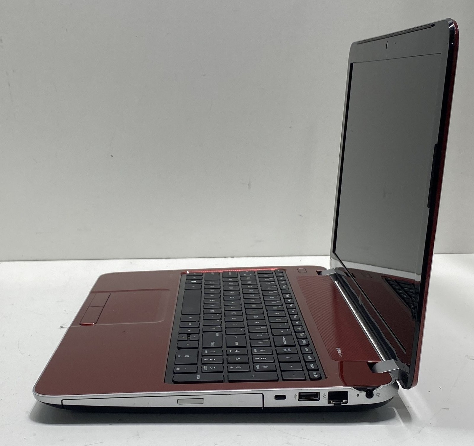 HP Pavilion 15 Laptop Red No Hard Drive Doesn’t Power On For Parts