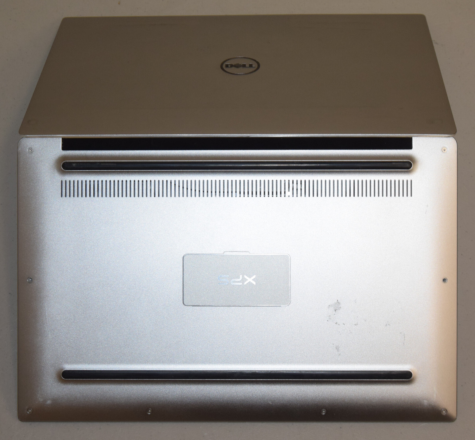 Incomplete Dell XPS 13 9350 13.3″ Laptop i5-6200U 2.3GHz Dual Core 8GB DDR3
