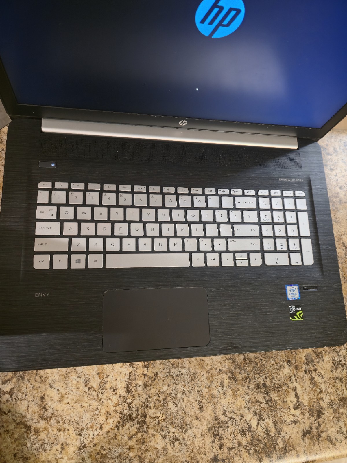 HP ENVY Notebook 17 inch gtx 950m 16gb ram 500gb SSD 2tb HDD Read description