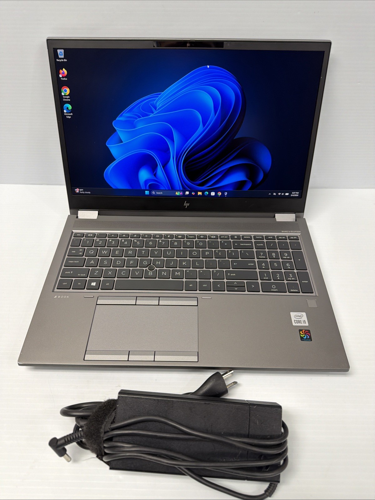 HEWLETT PACKARD ZBOOK FURY 15 G7 68GB RAM 1Tb Nvme+1Tb Hd SSD Read**