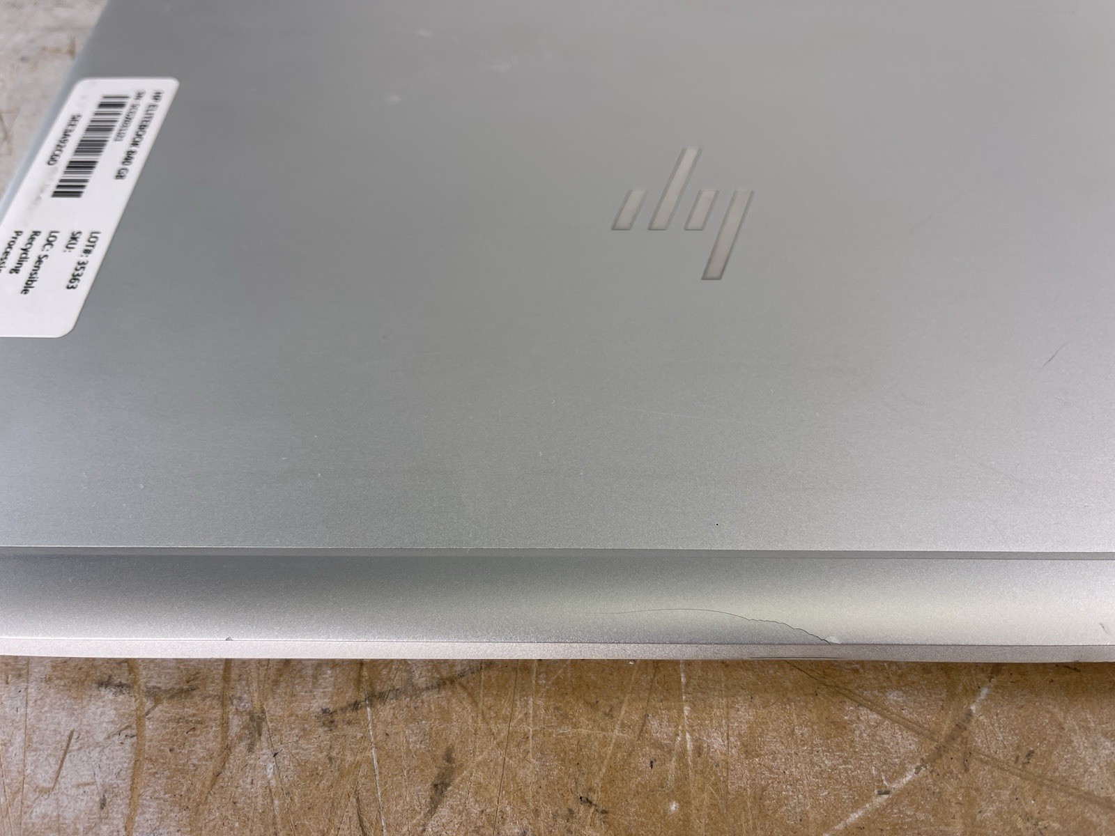 HP ELITEBOOK 840 G8 i7-1165G7 @ 2.80GHz, 8GB RAM, NO HDD/OS – (FOR PARTS)