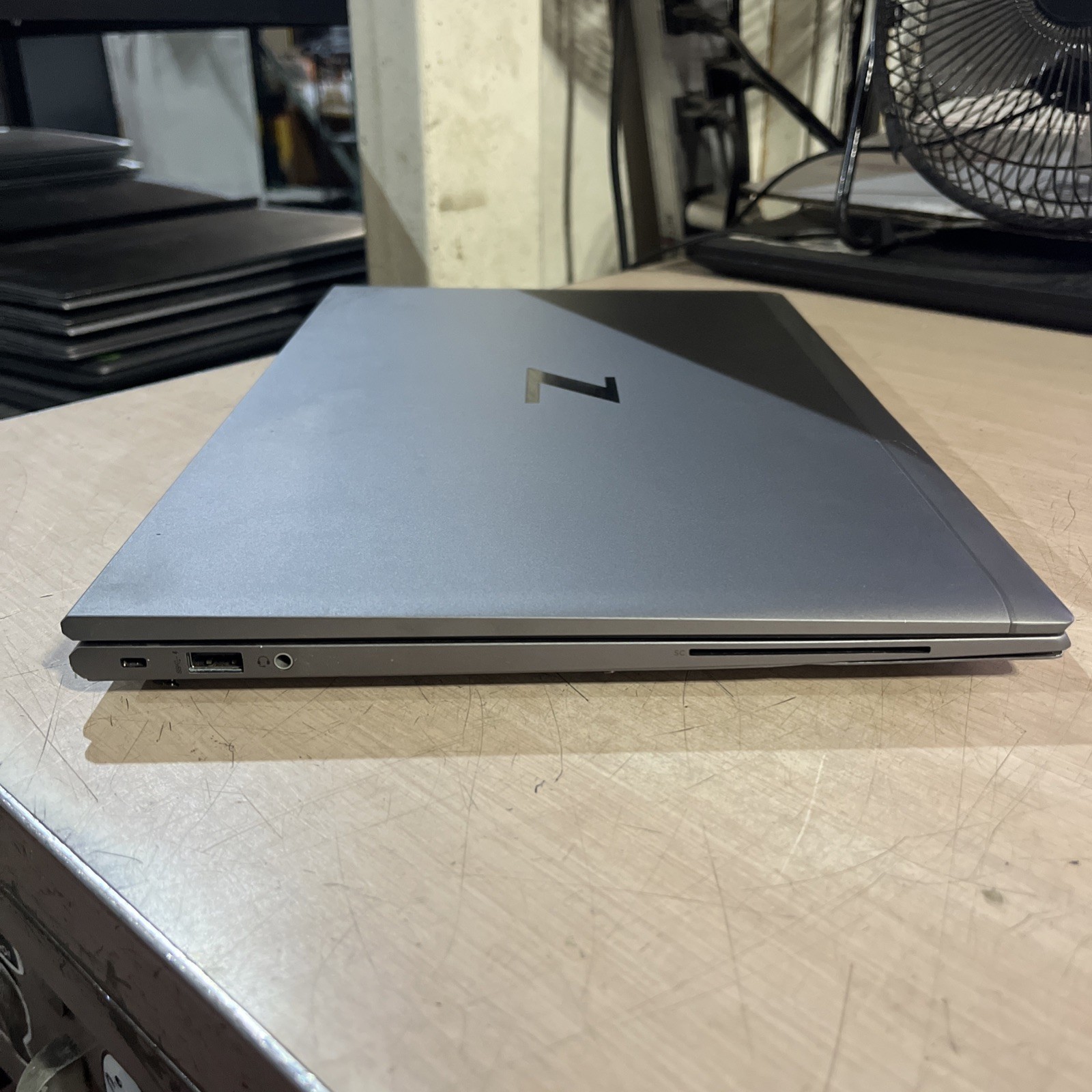 HP ZBOOK FIREFLY 15 G7 INTEL CORE I7 10TH GEN 8GB RAM NO HD