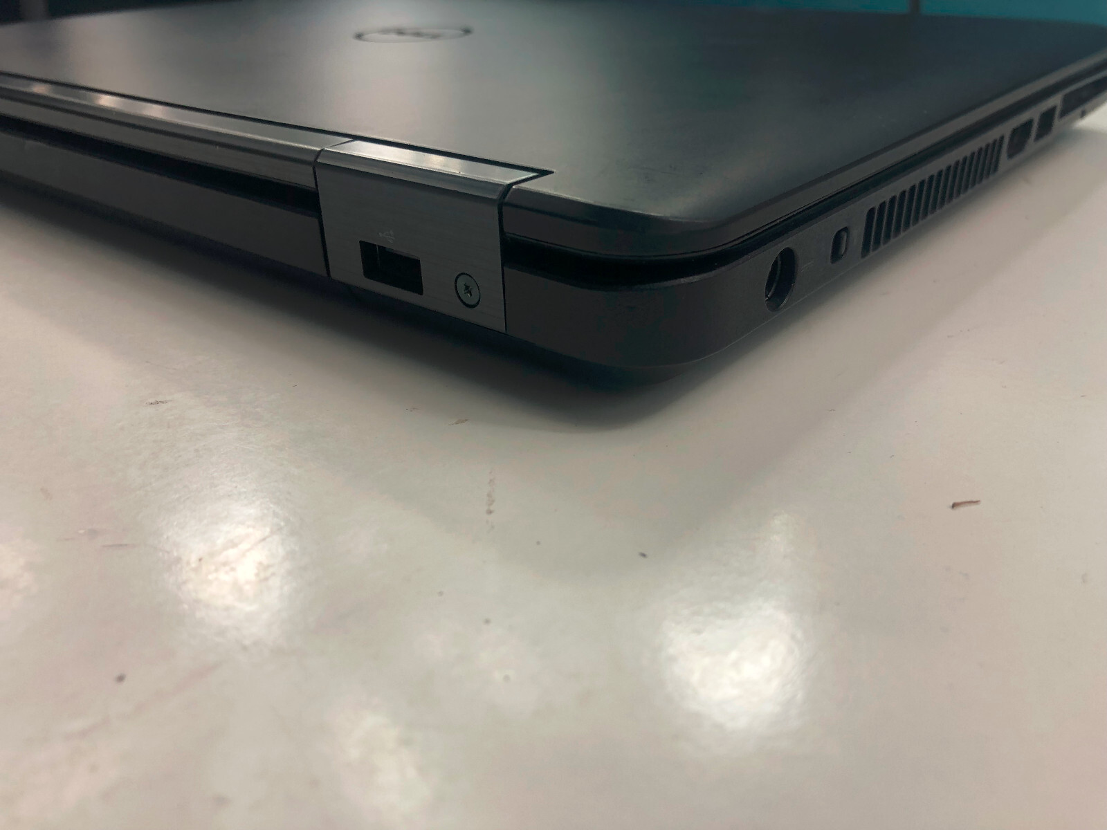 Dell Latitude E5440 i5-4300U 8GB RAM 256GB SSD Win 10 Pro Power Adapter AG17-03