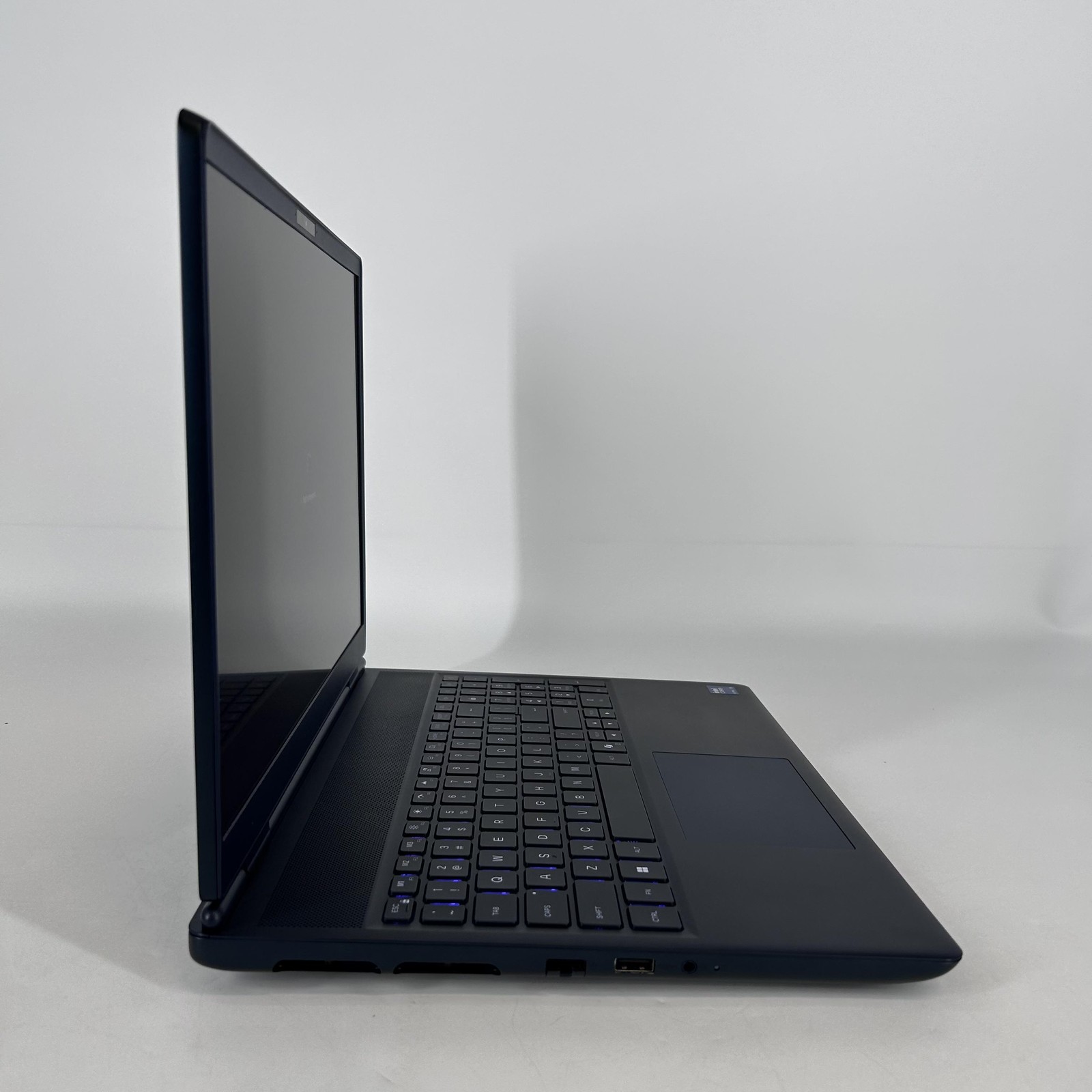 Dell Alienware 16X Aurora 240Hz QHD+ 2.7 GHz Ultra 9 275HX 64GB 2TB SSD RTX 5070