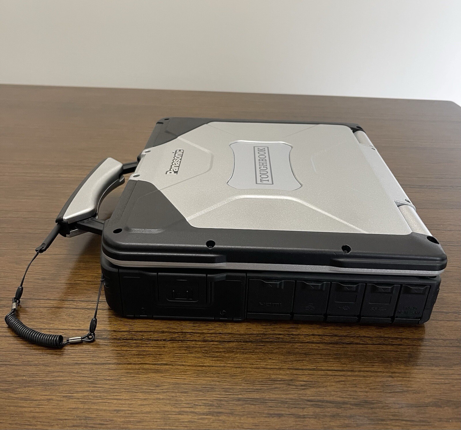 5th Gen Panasonic Toughbook CF-31,1TB,16GB,MK5, DVD,4G,GPS Like New Windows 11