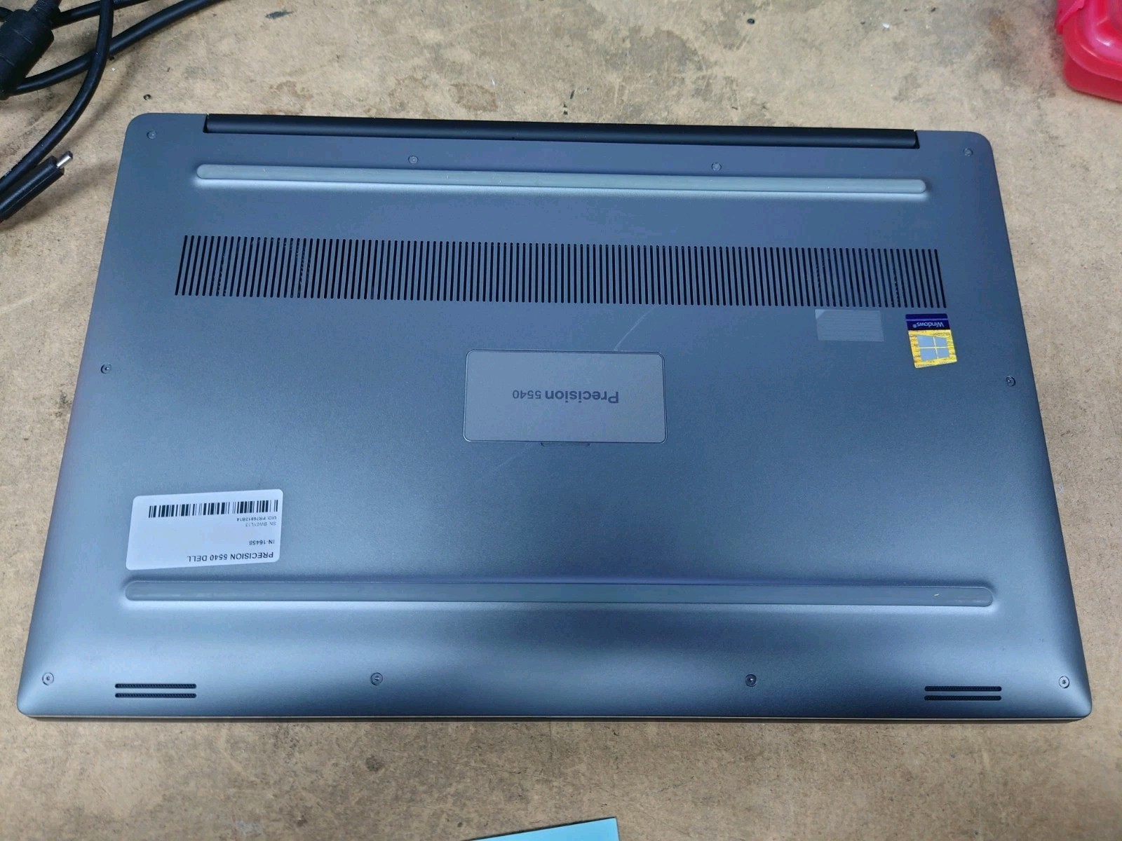 Dell Precision 5540 15.6″ FHD i7-9850H 16GB RAM No Battery/OS/SSD