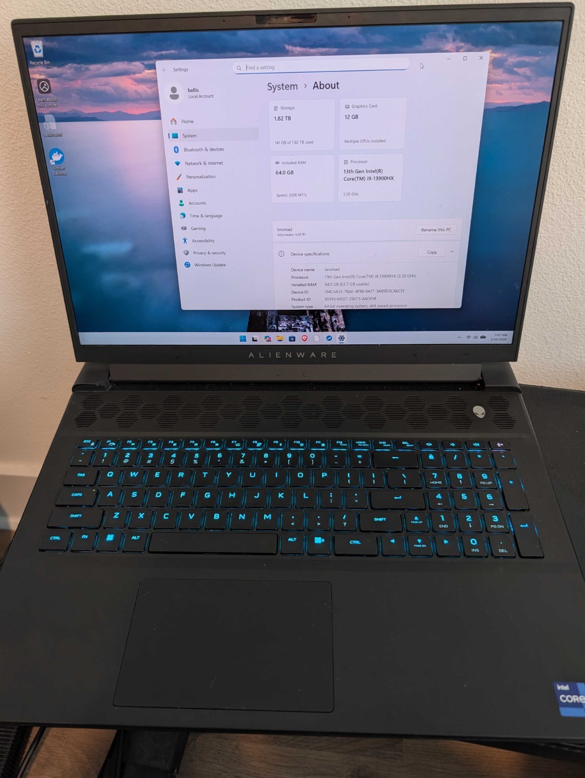 Dell Alienware M18 R1 13th Gen i9-13900HX 64GB 2TB RAID1 RTX4080 1920×1200 480Hz
