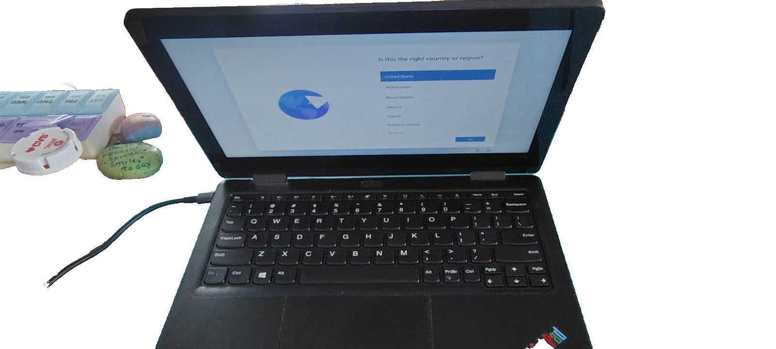 Lenovo Yoga convertible Laptop W11
