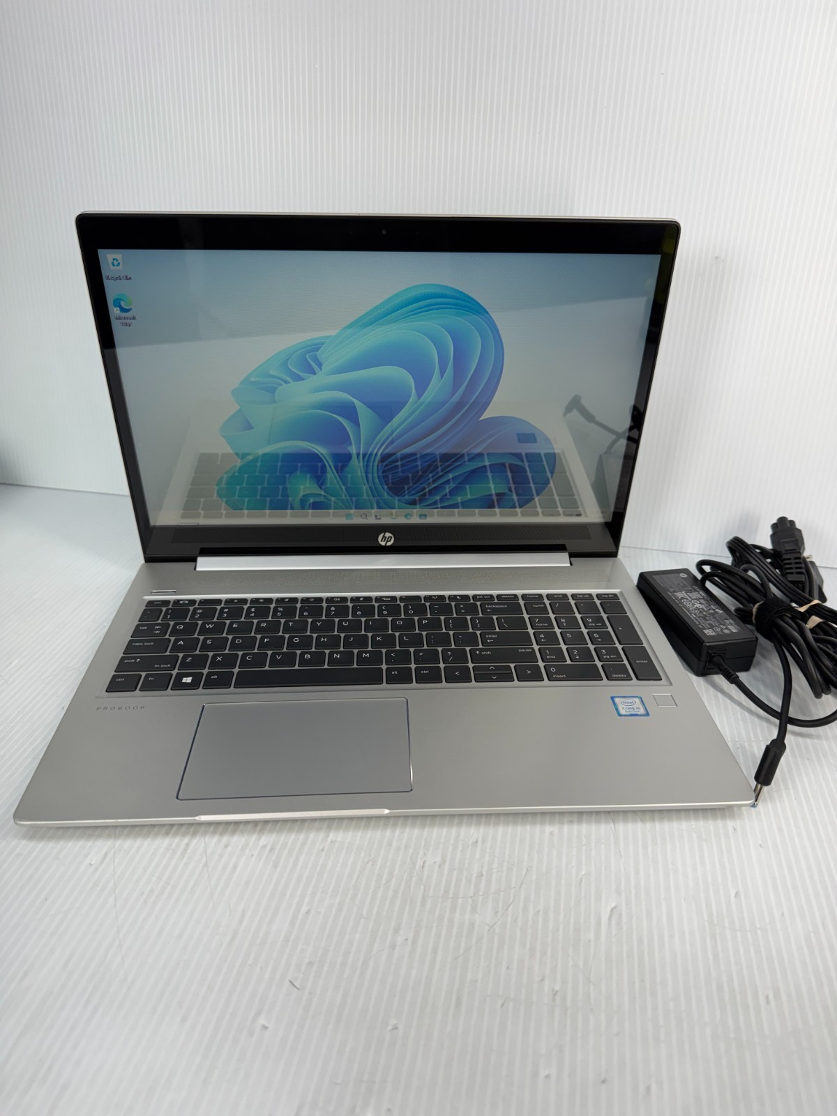 HP ProBook 450 G6 i5-8265U 15.6″ Touchscreen Windows 11 Pro Laptop 256GB 16GB