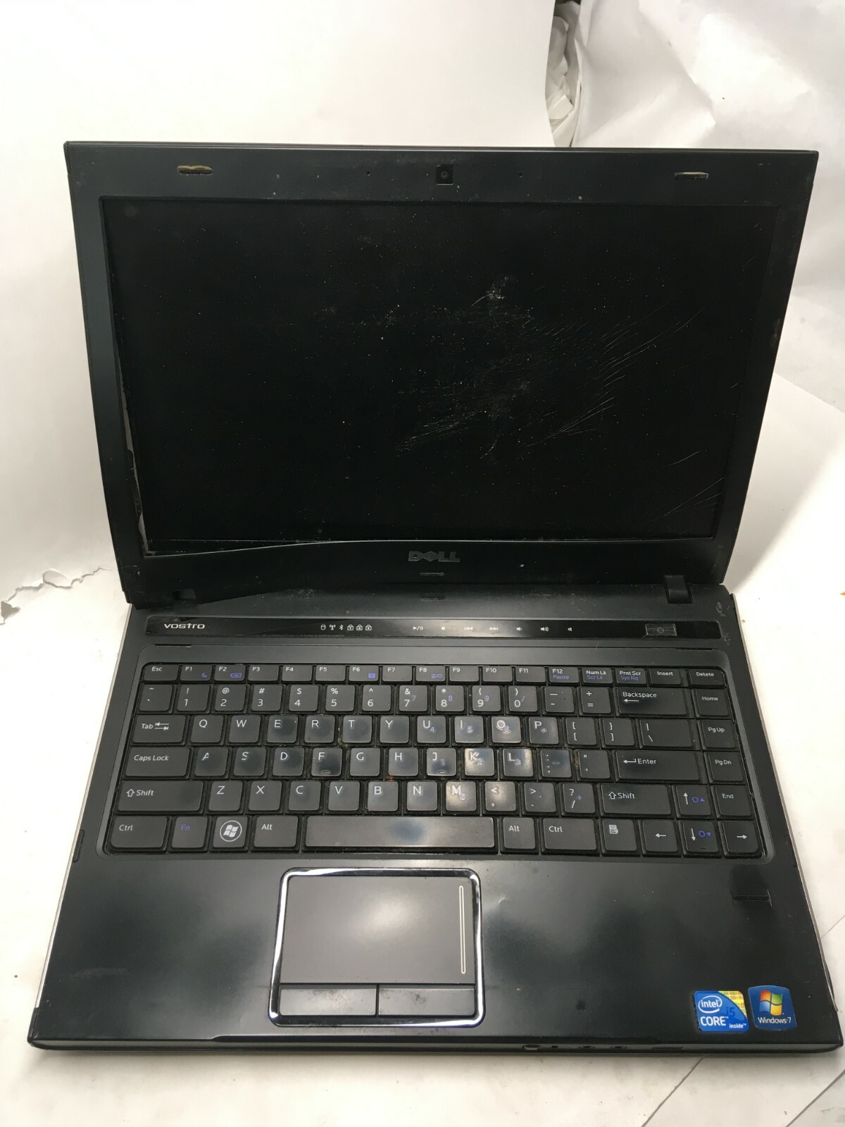 Dell Vostro 3400 14″ Intel Core i5 Laptop For Parts Broken LCD Screen NO HDD JR