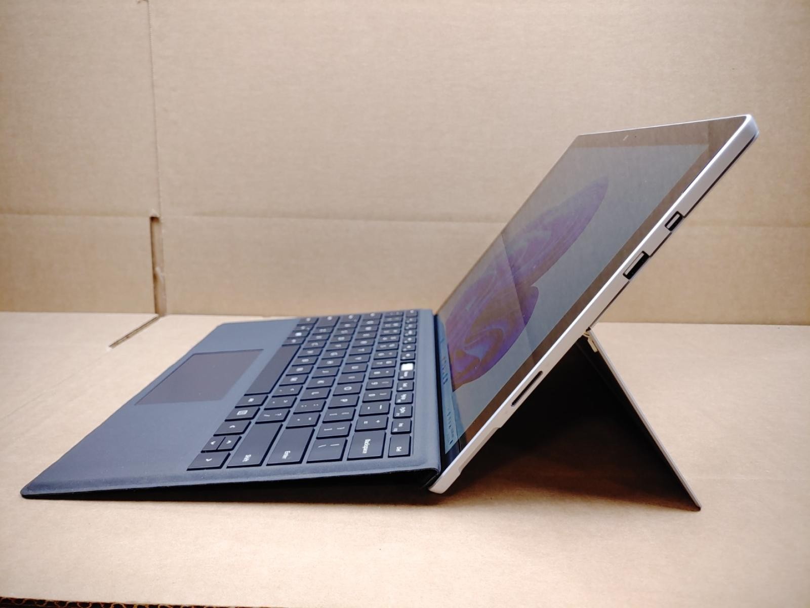 Microsoft Surface Pro 5 12.3″ Touch Intel i5-7300U✔8GB✔256GB✔1796✔Win11Pro✔*READ