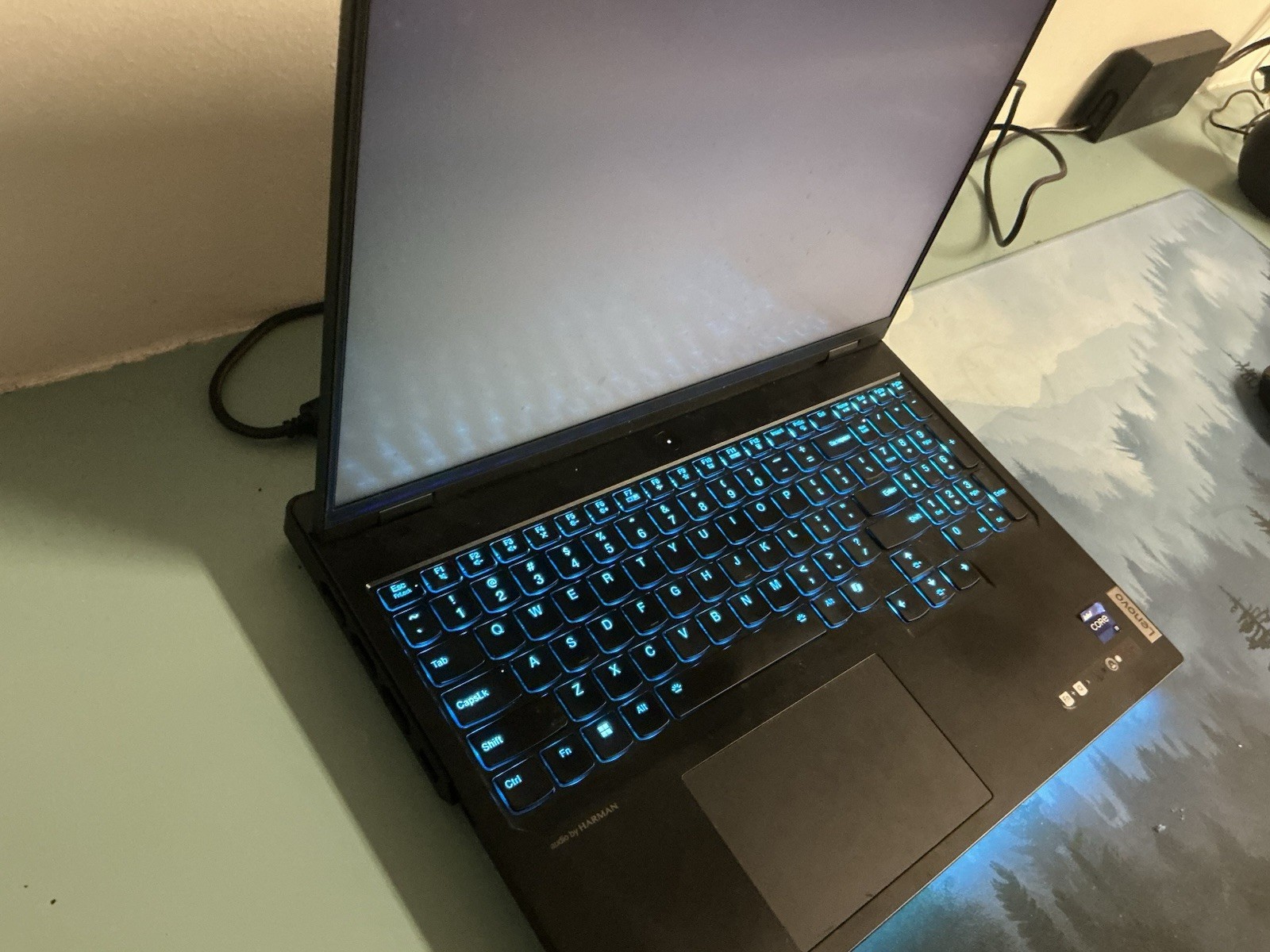 Lenovo Legion Pro 7i Gen 9 16 240Hz QHD+ i9-14900HX 32GB 1TB RTX 4090