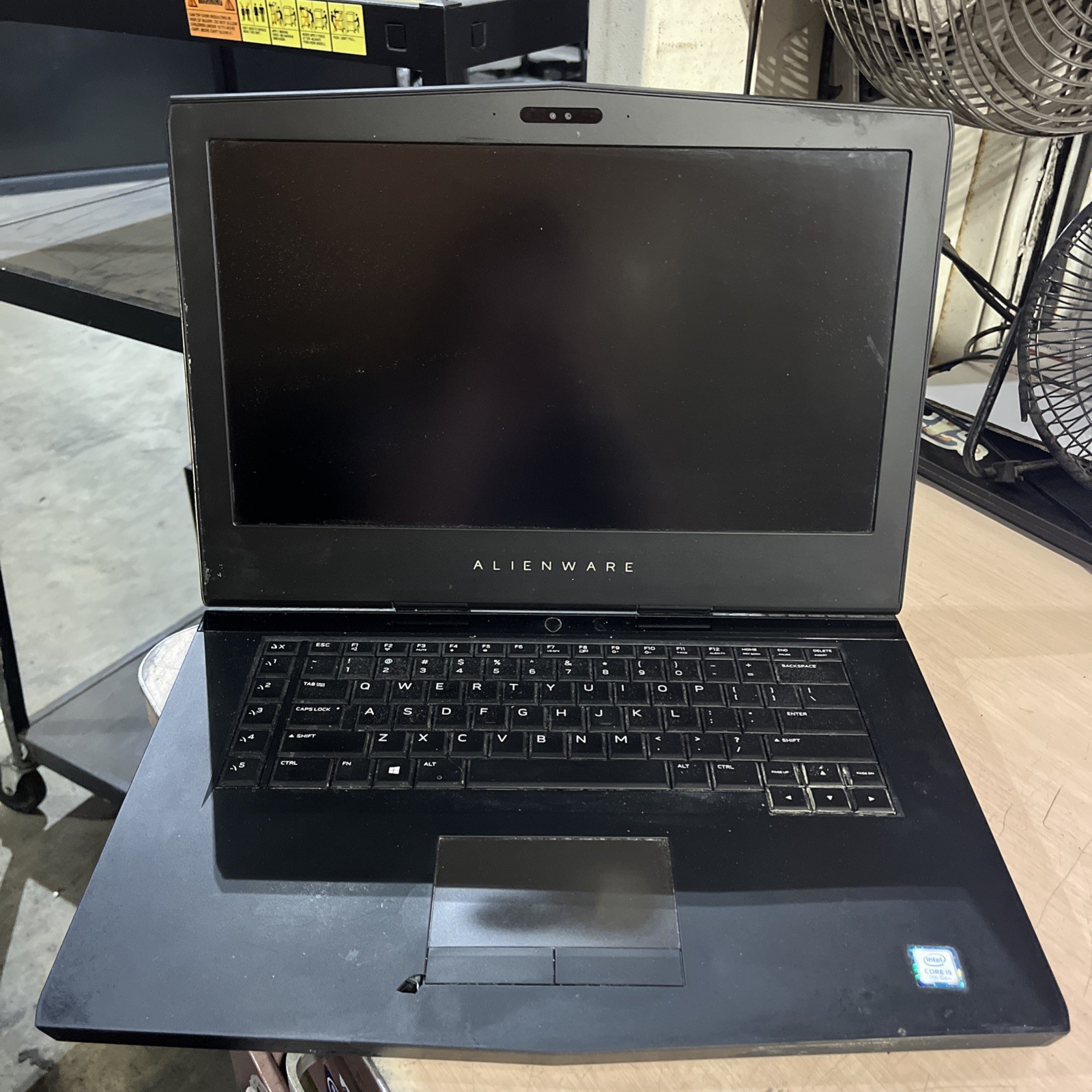 ALIENWARE 15 R3 INTEL CORE I5-7300HQ 2.50GHZ 6GB RAM NO HD