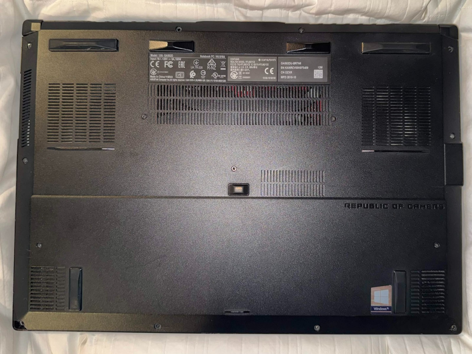 ASUS ROG Zephyrus G GA502DU Ryzen 7 GTX 1660 Ti 16GB 120Hz Gaming Laptop