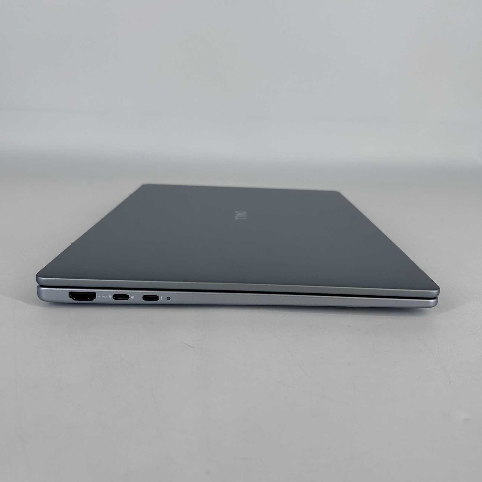 Dell 14 Plus DB14250 Ice Blue 2.2 GHz Ultra 7 258V 32GB 1TB Excellent LCD BLEED