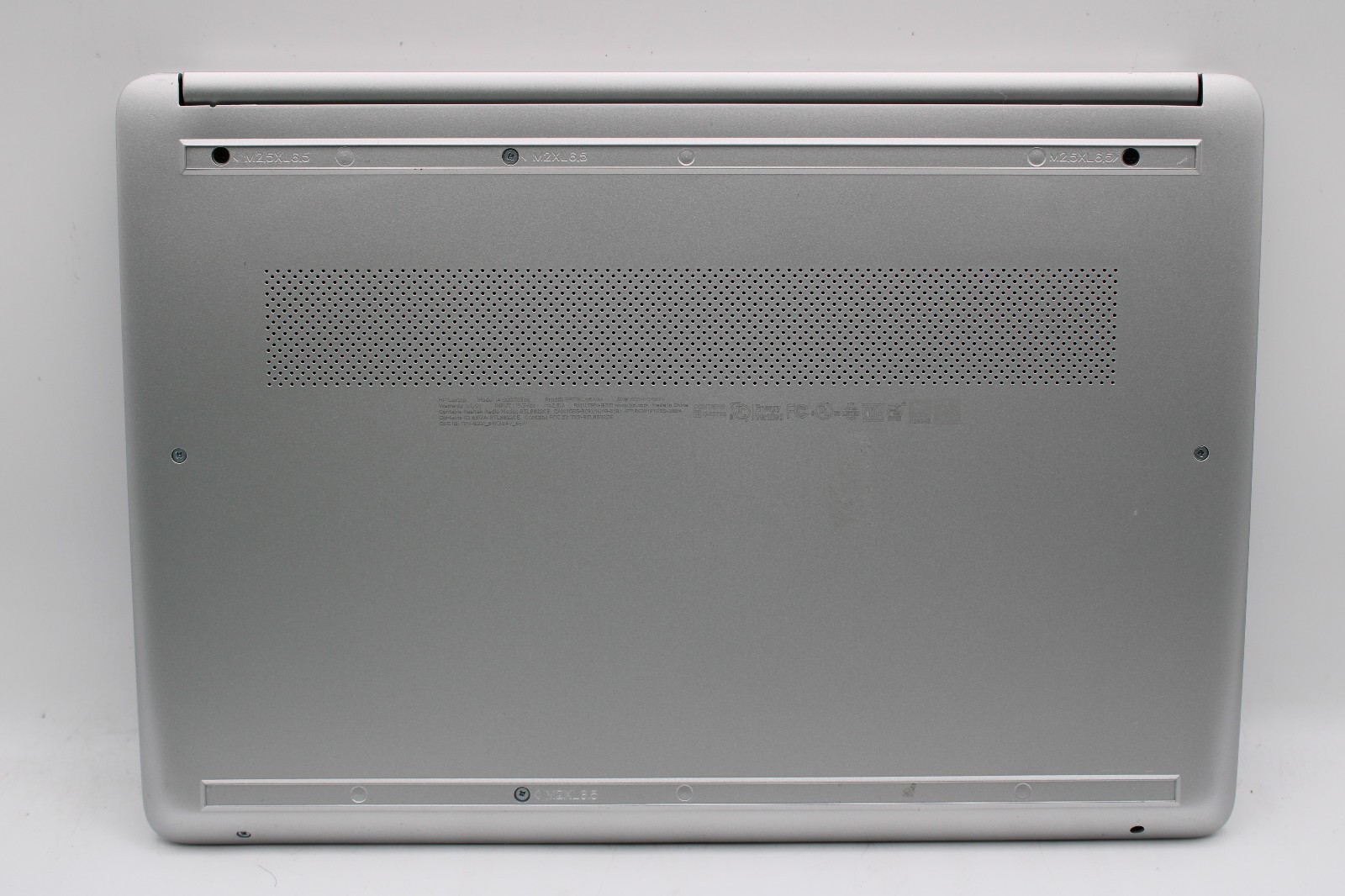 HP 14-dq0703dx _ Pentium Silver N5030 _ 16GB RAM _ 256GB SSD _ No OS