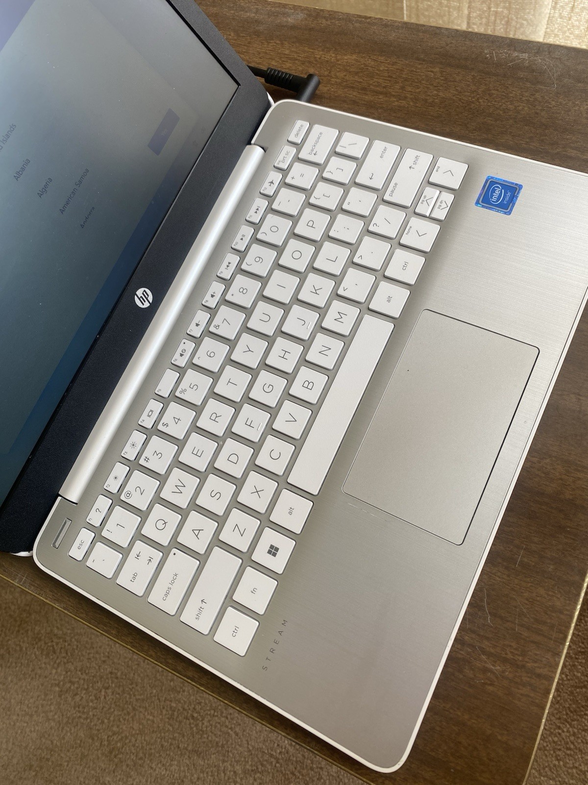 HP Stream 11-ak0053dx 11.6″ 64 GB, 4 GB RAM, Charger Included. Specs in pictures