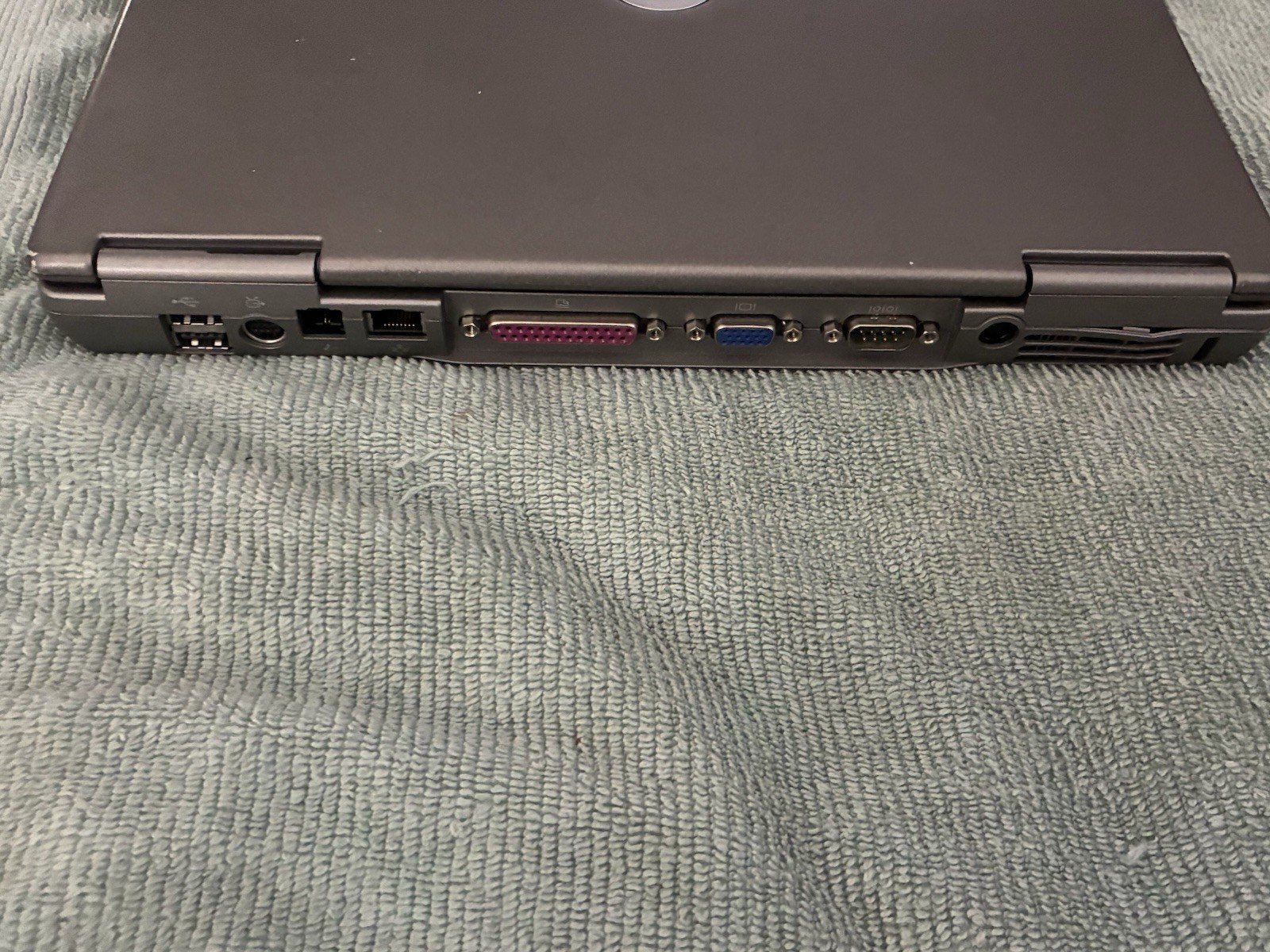 Vintage Dell Latitude D600 Laptop WinXP Pro 14″ Model PP05L