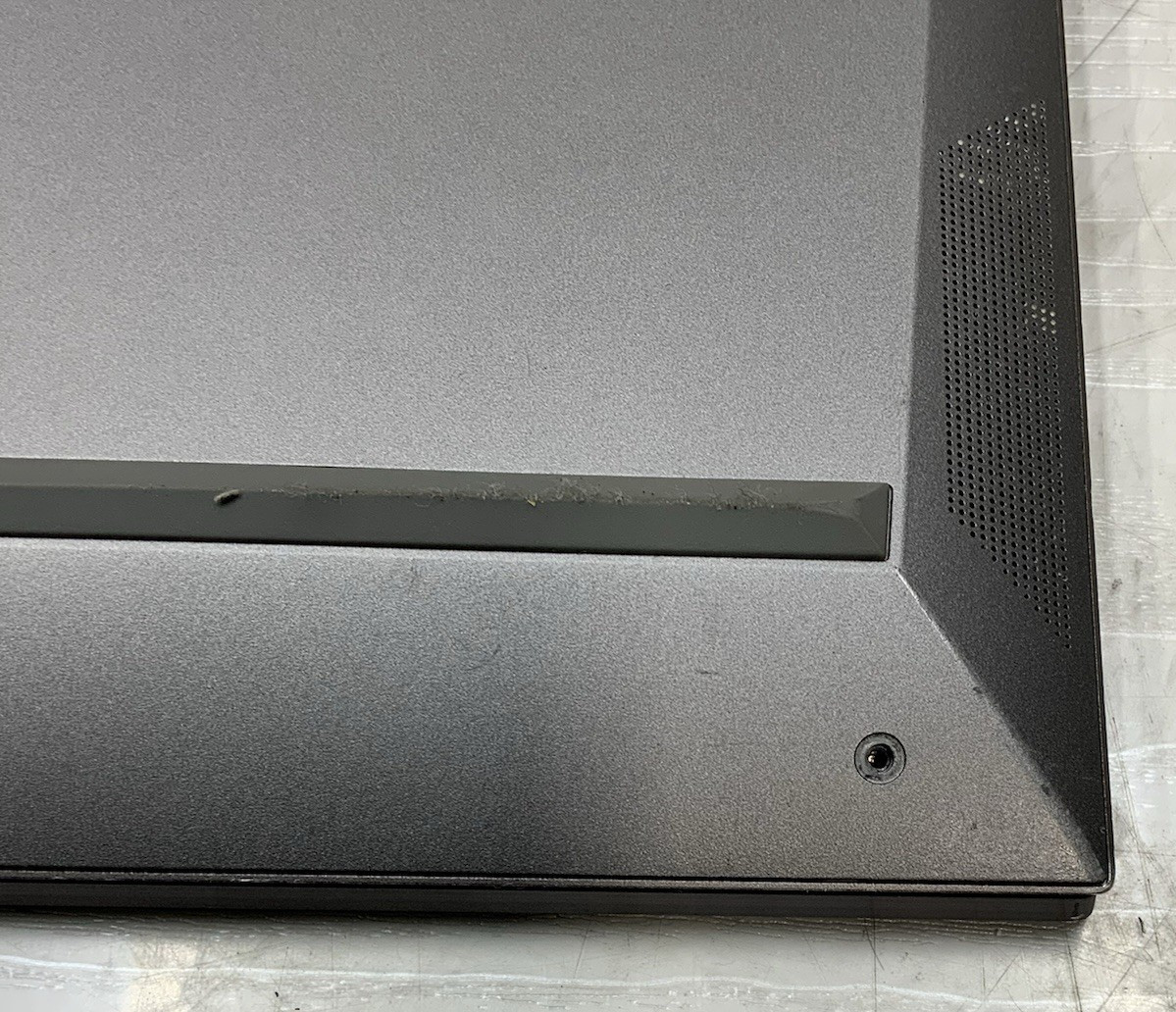 HP ZBook Studio 15 G8 Intel i7-11850H 512GB NVMe 32GB DDR4 RTX A2000 *READ