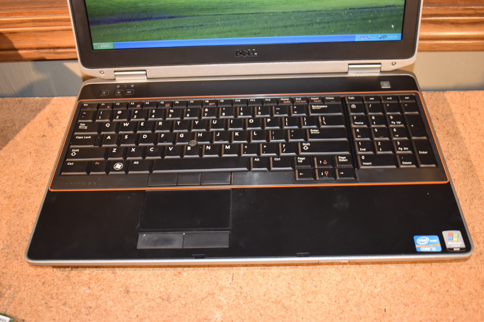 Dell Latitude E6520 Laptop Intel Core i5-2520M 4GB RAM 320GB HDD Windows XP Pro