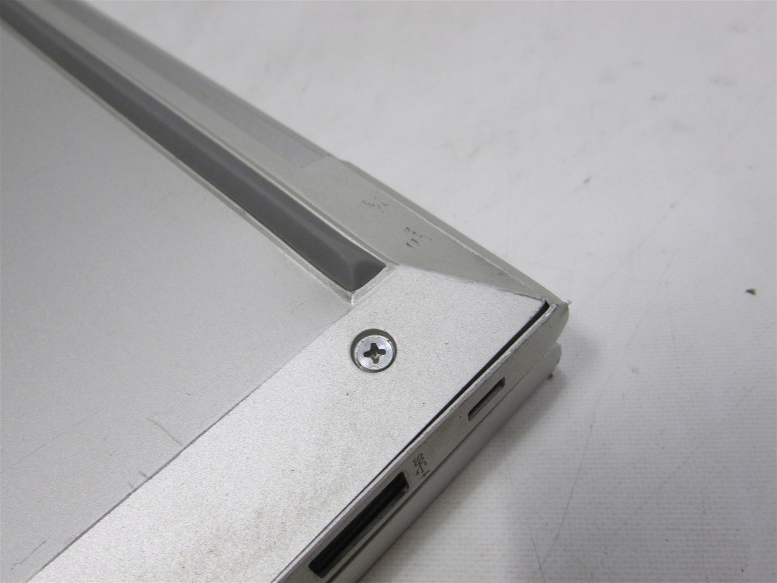 HP Elitebook 840 G7 i5-10310U 1.7GHz 16GB RAM 256GB NVME 14″ Win11 Pro Touch DMG