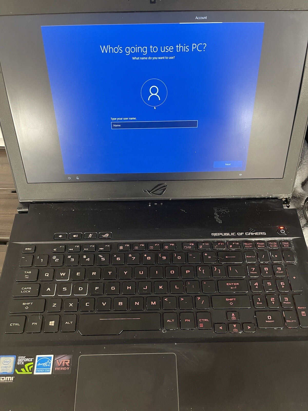 ASUS ROG GU501GM BI7N8 15.6in. Core i7 8750H 16 GB RAM 128GB SSD and 1 TB Hybrid