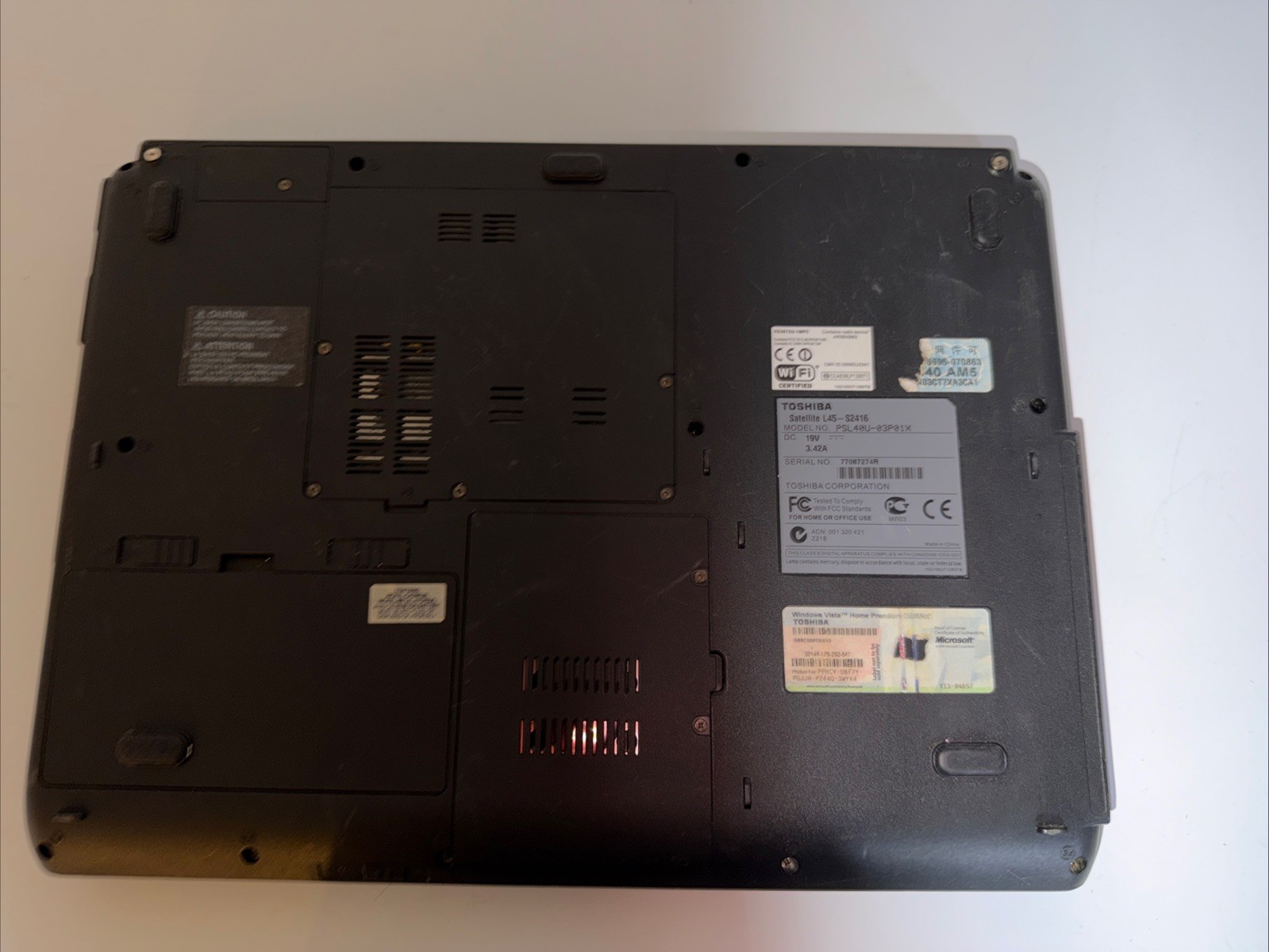 Toshiba Satellite L45, 1.4gIntel Intel Celeron 1.5GB Ram 160gb Batt No AC.