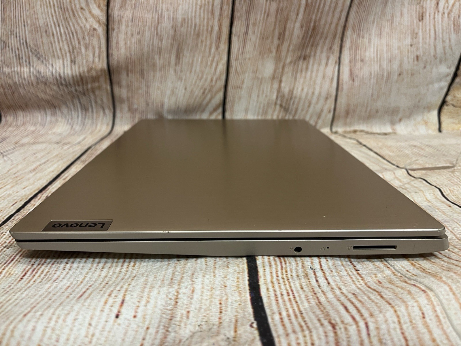 Lenovo IdeaPad 3 I5IIL05 15.6″ i3-1005G1 1.2GHz 8GB RAM 128GB SSD NO OS/AC