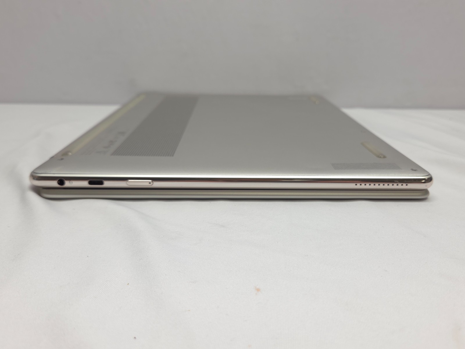 Lenovo Yoga 9 14IRP8 14″ OLED Intel Core i7 11th Gen 8GB RAM No Storage AS-IS