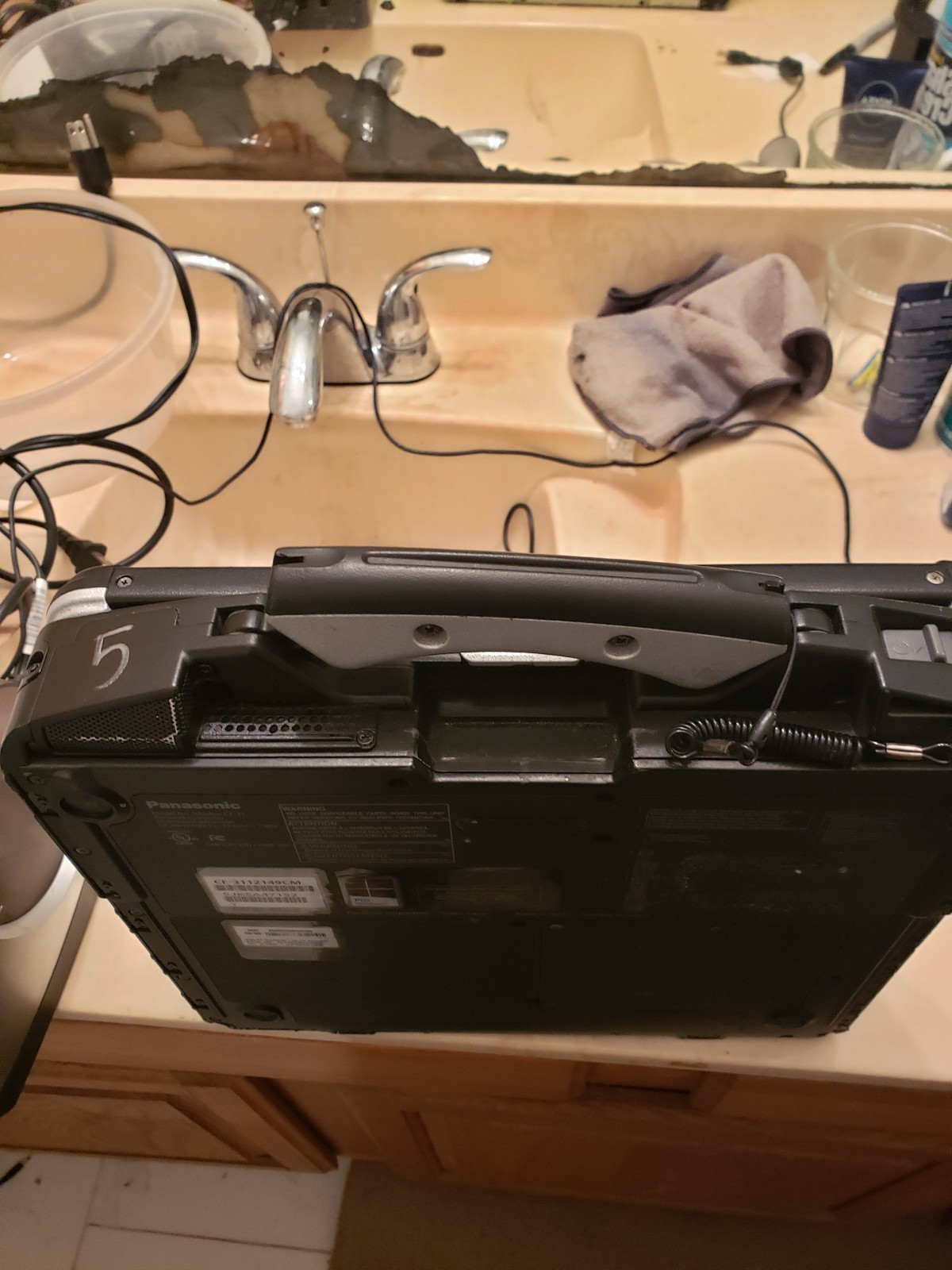 Panasonic CF-31 MK5 Intel i5-5300U, 2.30 GHz 8GB RAM, DVD & Battery. No HDD
