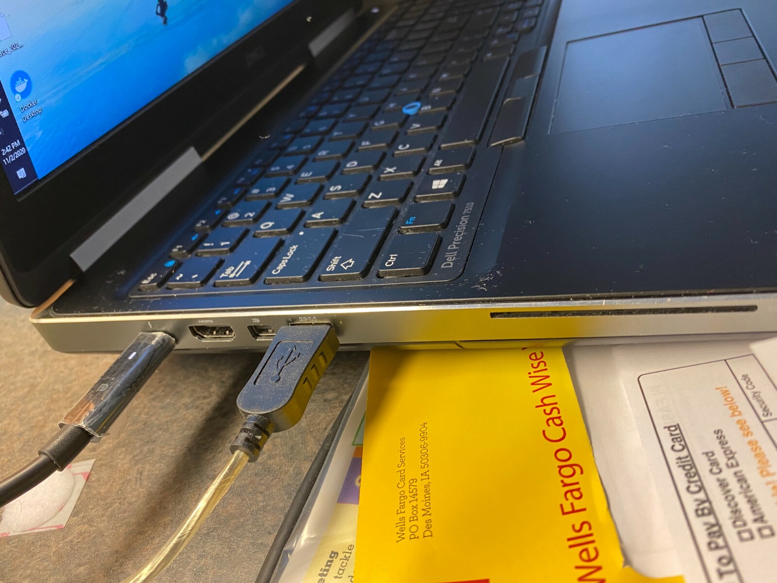 Dell Precision Laptop 7510 Xeon 32GB RAM 400 GB SSD MS Win10 Pro 15.6″ w/dock