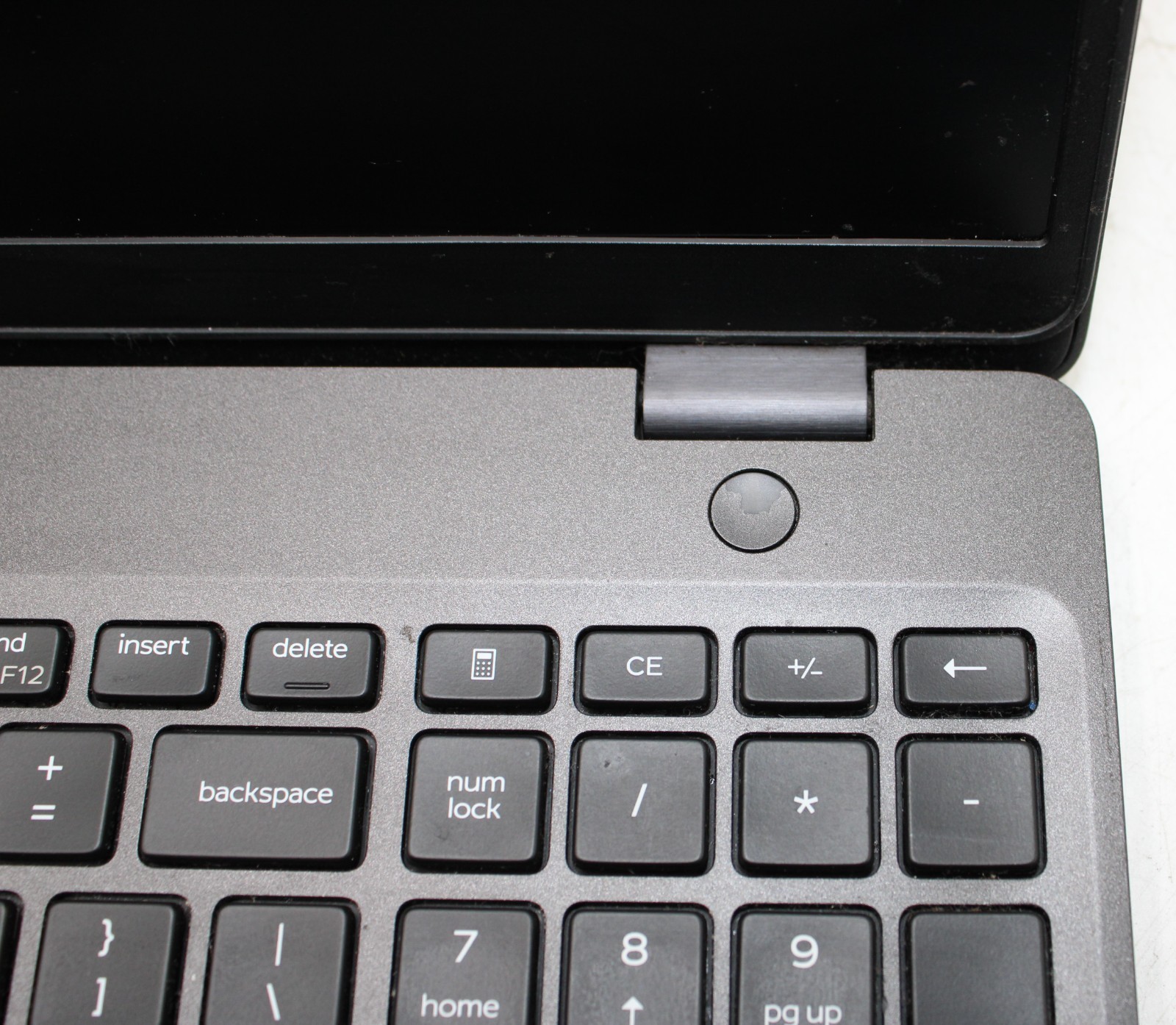 15.6″ Dell LATITUDE 5500 Laptop i5-8365U @ 1.60GHz 8GB RAM 256GB SSD 11P *RF PB