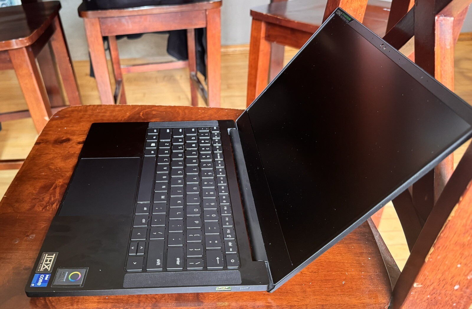 Razer Blade Stealth 13 i7-1165G7 16GB 512GB 13.3″ FHD 120Hz NVIDIA GTX 1650 Ti