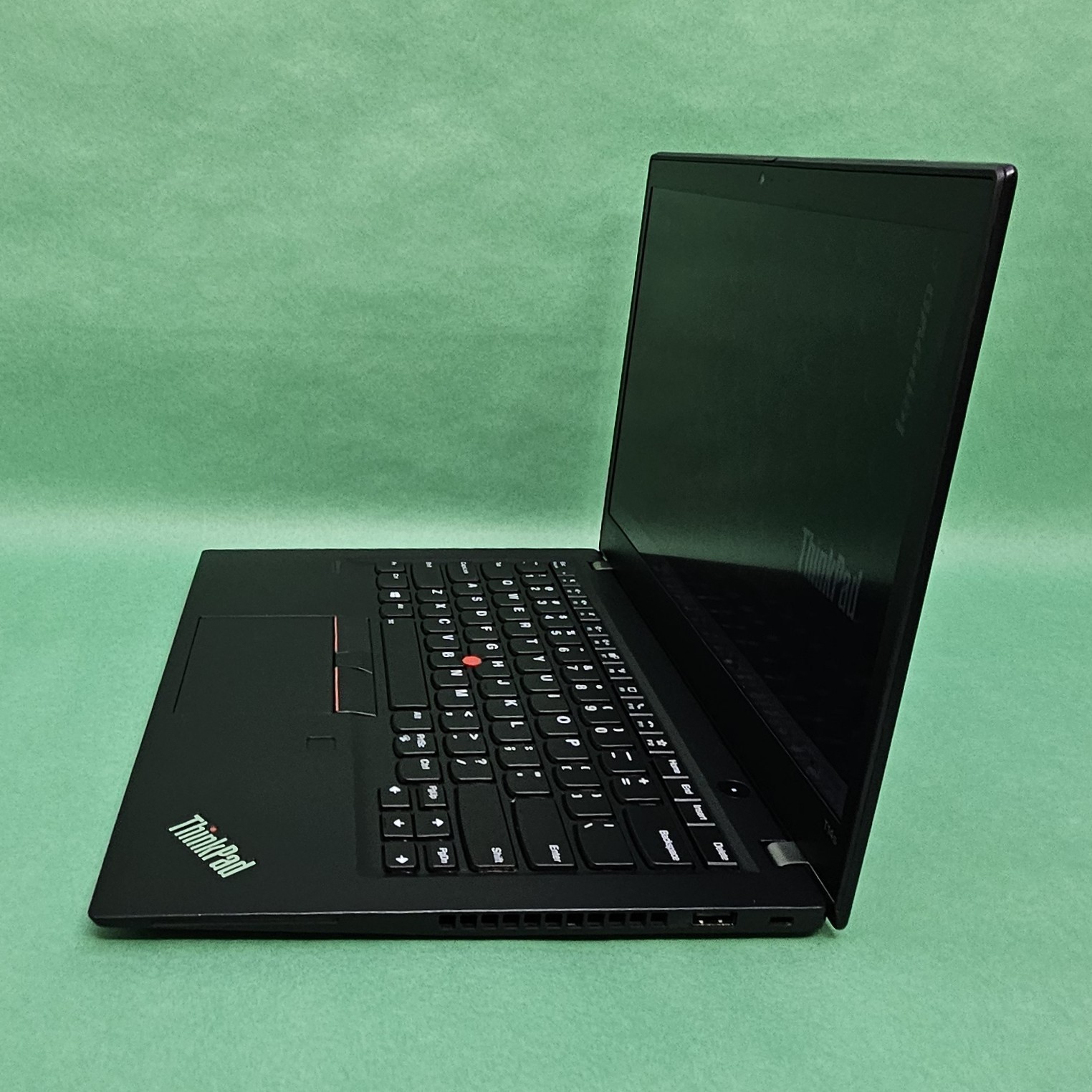 Lenovo ThinkPad T14s Gen 1 14″ FHD Laptop AMD Ryzen 5 PRO 4650U 8GB 128GB SSD