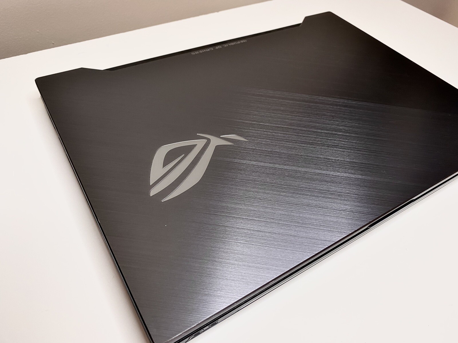 ASUS ROG Strix Scar 2 GL504G Gaming Laptop NVIDIA GeForce !Read discription!