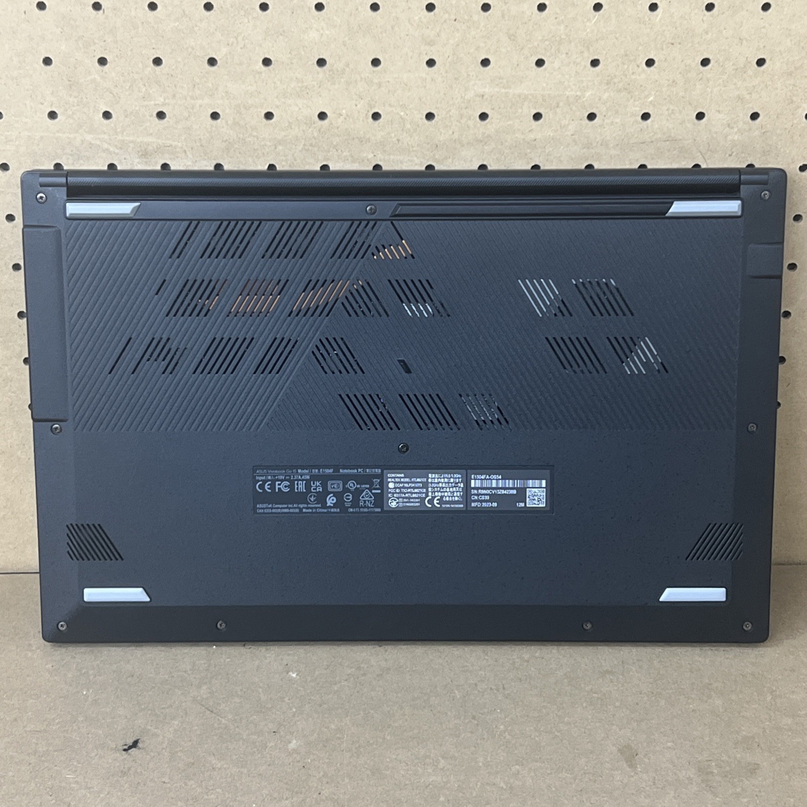 ASUS VivoBook Go E1504FA AMD Ryzen 5 7520U 16GB Ram 512GB SSD – Great