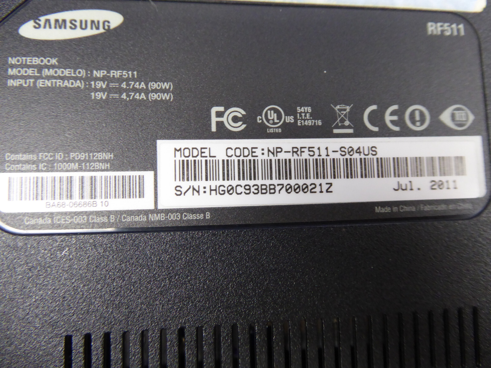SAMSUNG NP-RF511-S04US 15.6″ LAPTOP i7-2630QM 2.0GHz 4GB 1TB w/ P/A