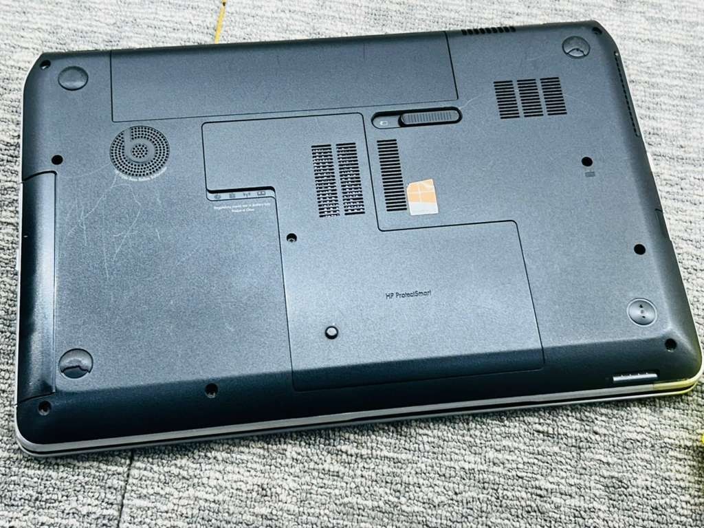 HP ENVY dv6-7258nr i5 8GB 640GB 15.6″ Laptop C8B37UA 9186053