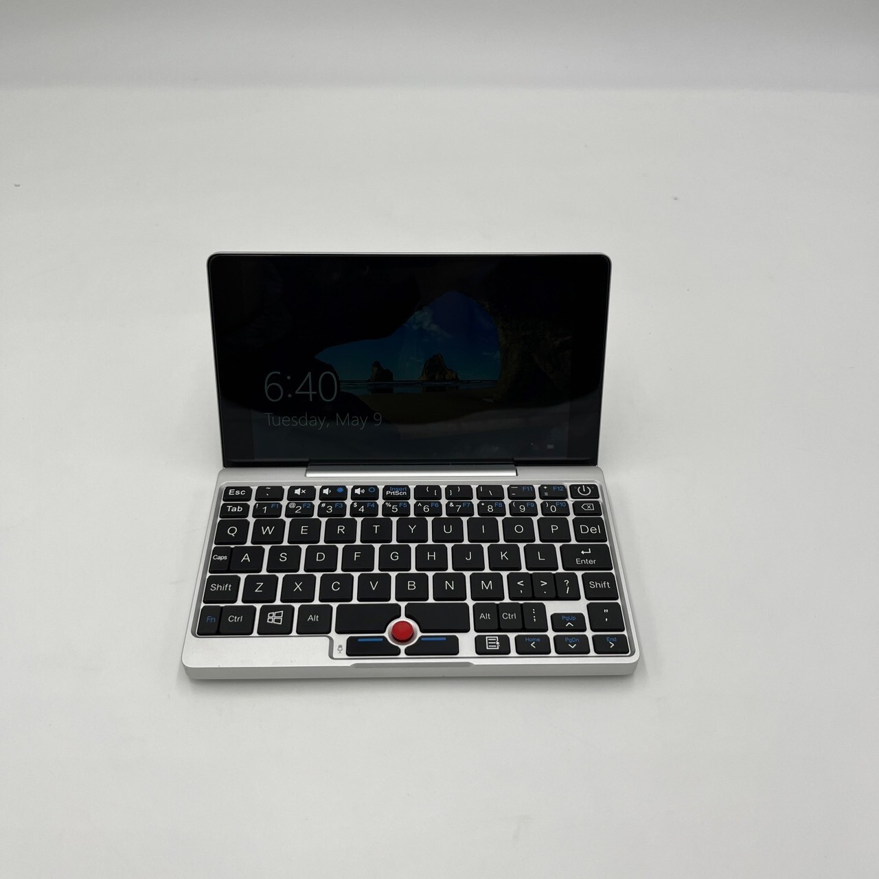 GPD Pocket X7-Z8750 model UMPC Portable Personal Computer 8GB 128GB Used Working