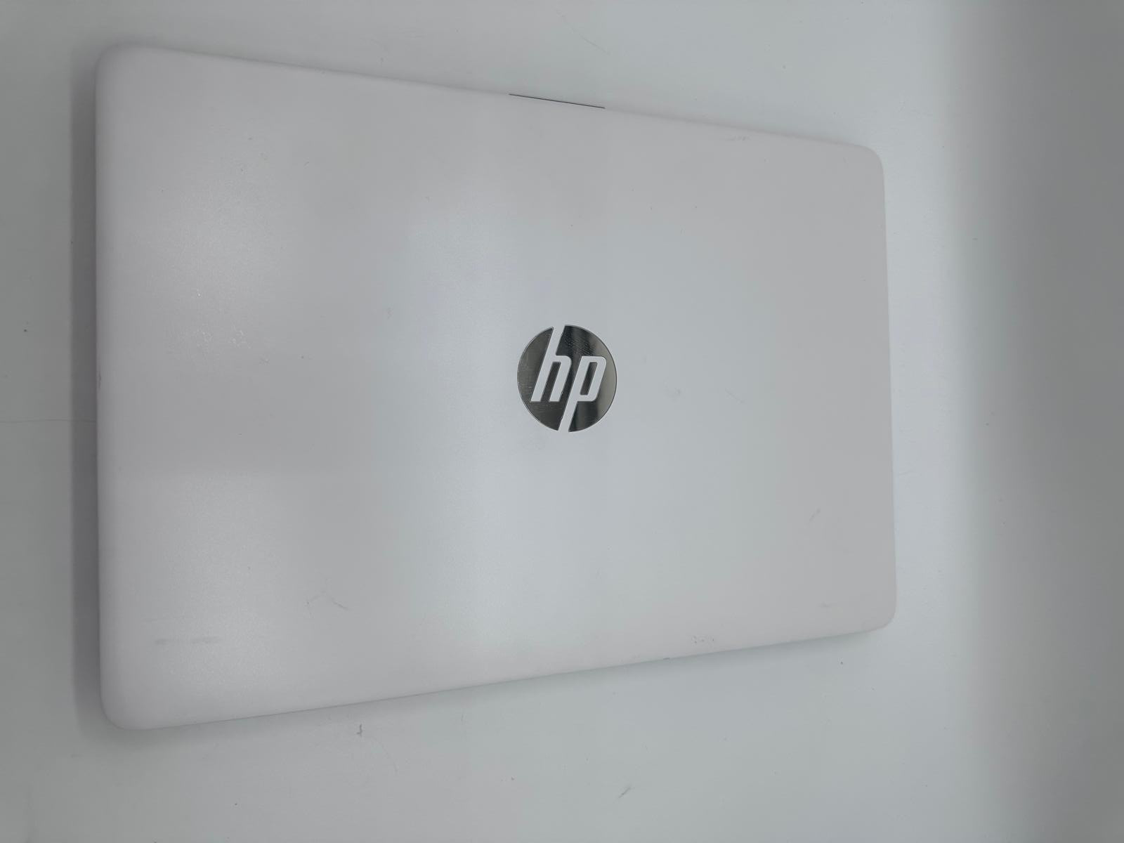 HP (14-DQ0070NR) Intel Celeron N4020 1.1GHz – 64GB SSD – 4GB RAM – “PARTS”