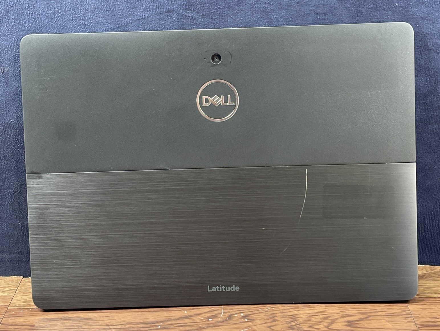 Dell Latitude 5290 Core i5-8350U 3.60 GHz 8GB RAM 256GB SSS NO OS