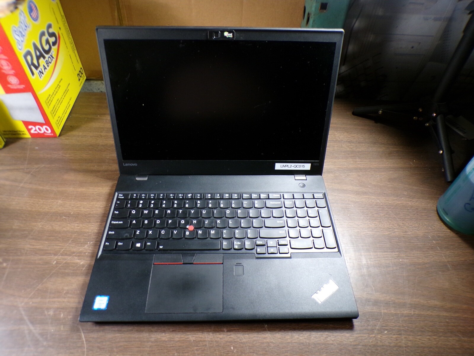 THINKPAD LENOVO T570 INTEL CORE I5-6300U 2.40GHZ 4GB RAM **NO HD/ NO CADDIE