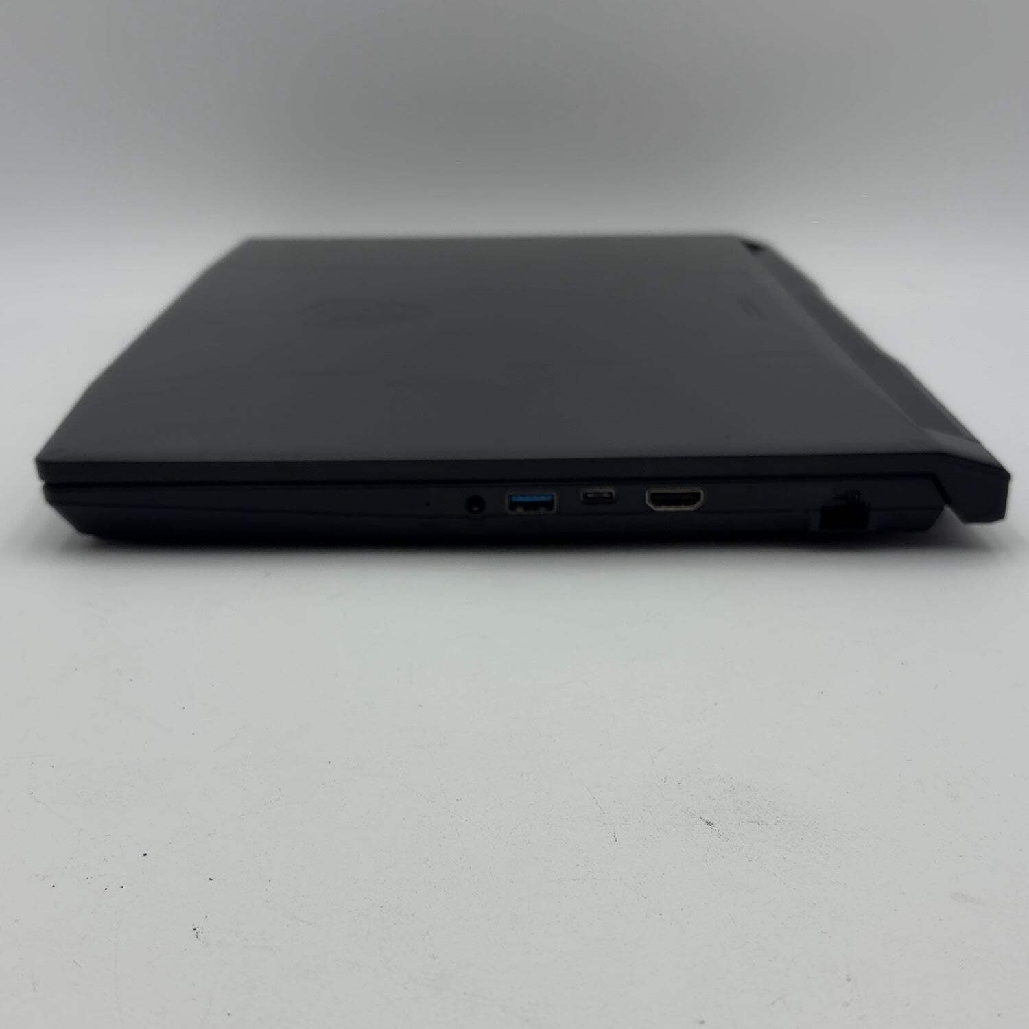 MSI Katana 15 B12VEK 15.6″ i7-12650H 1.7GHz 16GB RAM 512GB SSD GeForce RTX 4050
