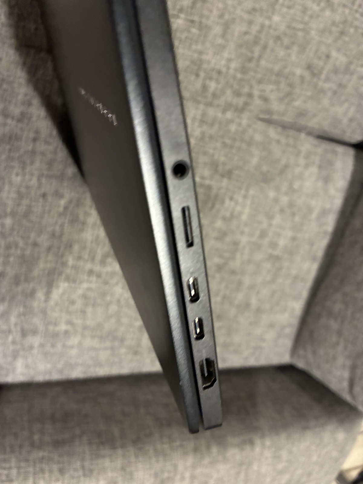 Lenovo IdeaPad 5 2-in-1 14AHP9 14″ Ryzen 7 8845HS 3.8GHz 16GB RAM 1TB SSD