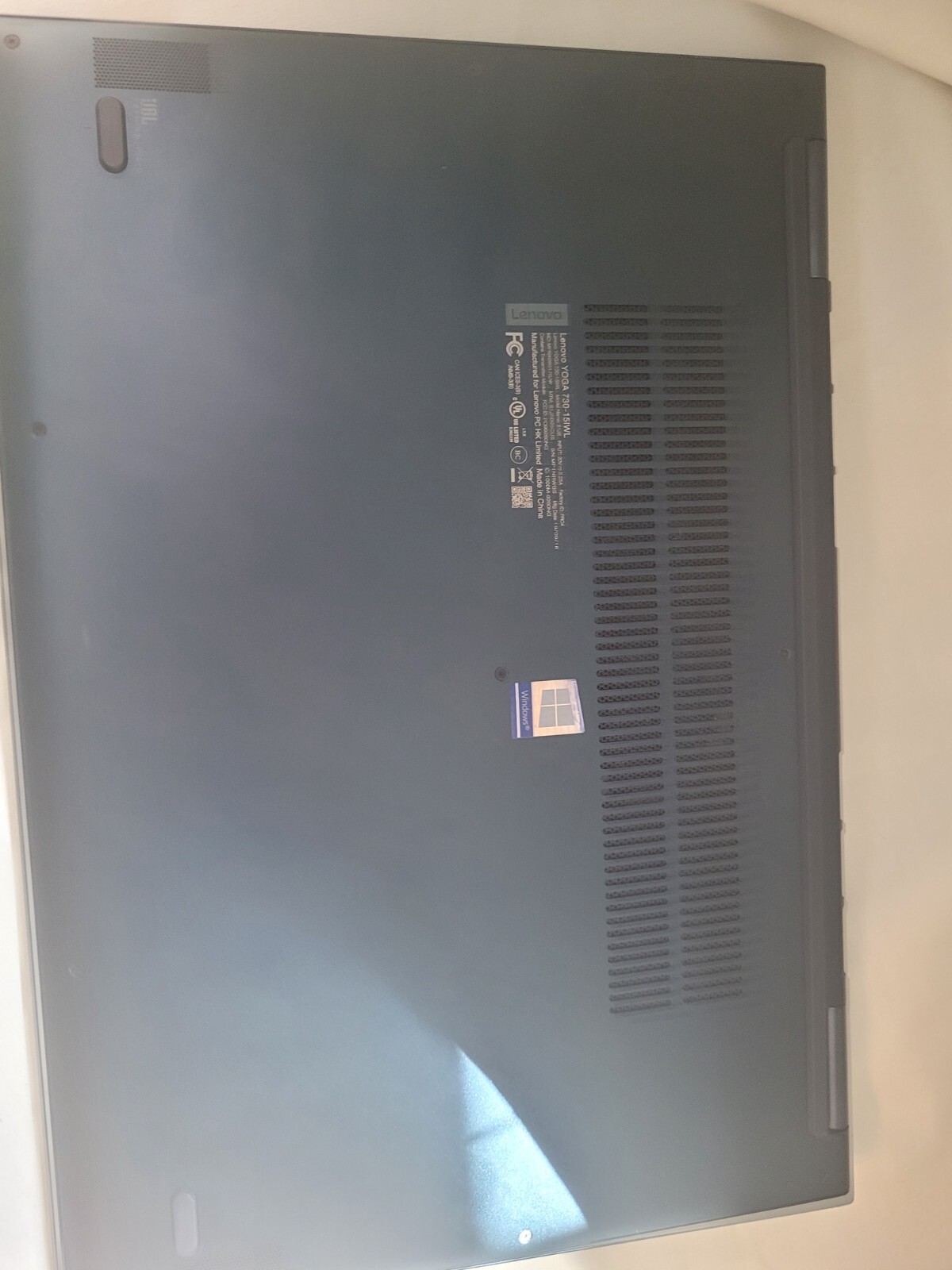 LENOVO YOGA 730-15IWL i5-8265U @ 1.60 GHz, 8GB RAM, NO HDD/OS – (PARTS)