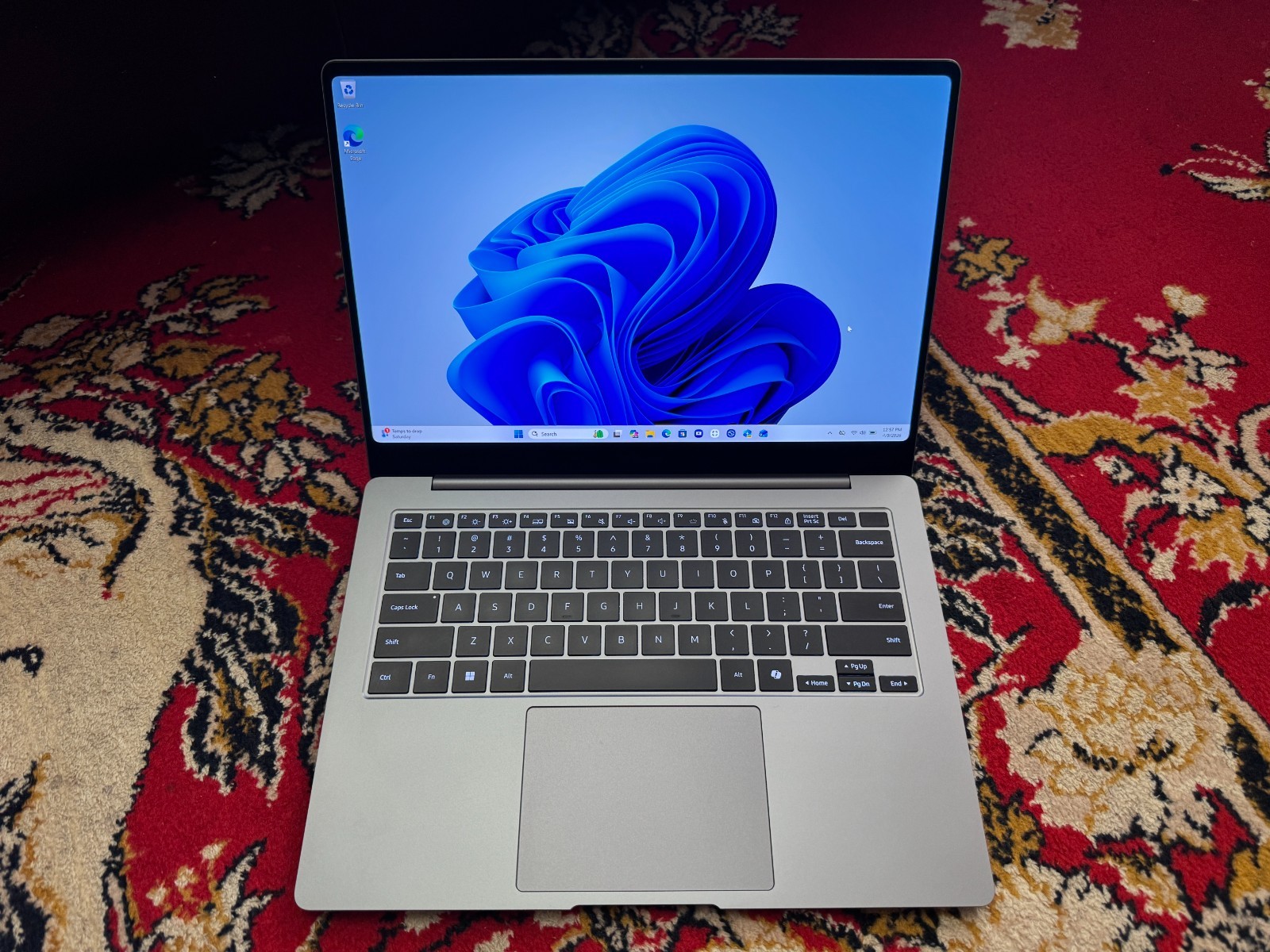Samsung Galaxy Book5 Pro 14″ 3K AMOLED Ultra 7 256V 16GB 512GB NP940XHA-KG1US